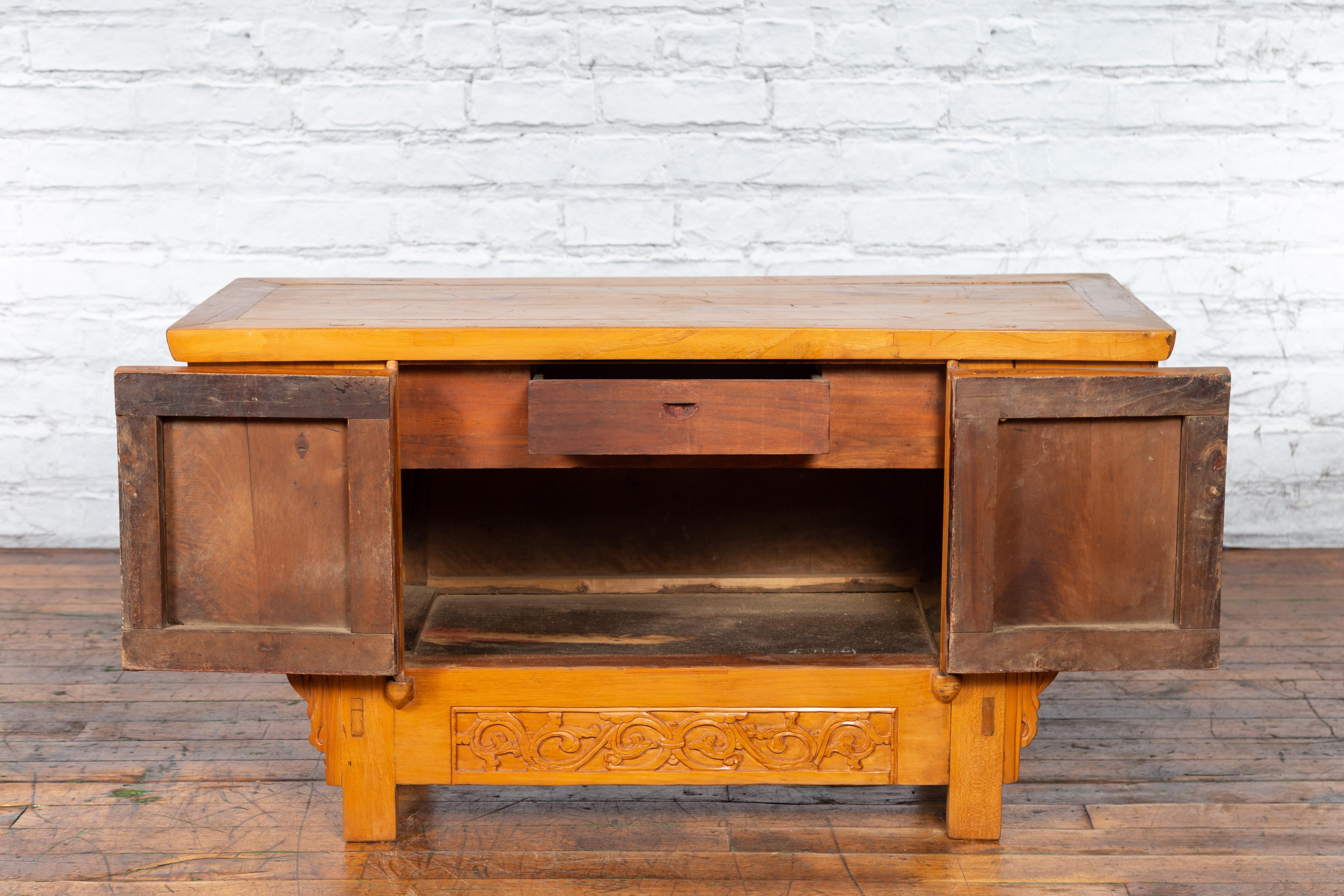 Chinese Early 20th Century Elm Sideboard with Carved Spandrels and Apron For Sale 11