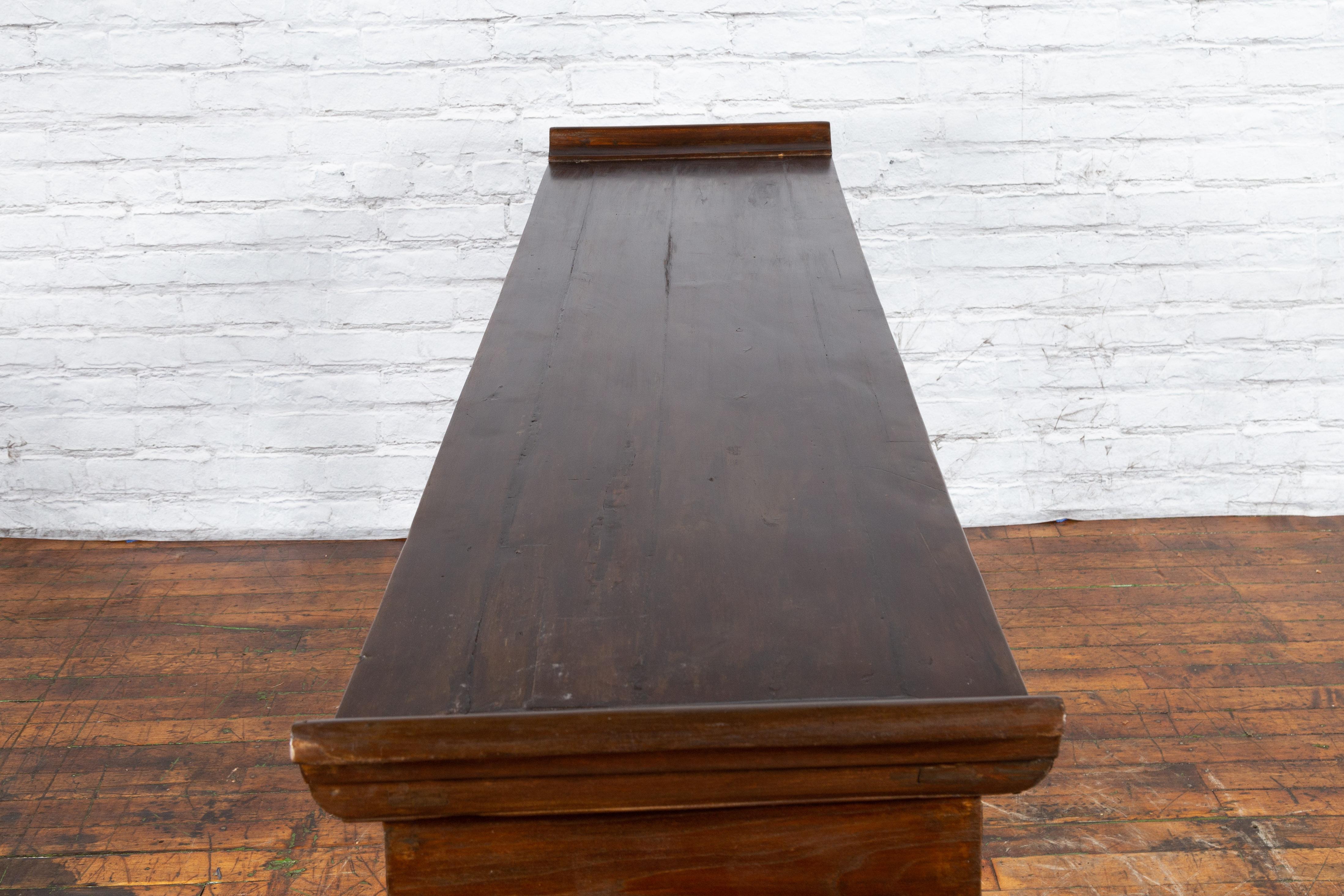 Chinese Early 20th Century Elmwood Altar Console Table with Carved Dragon Motifs For Sale 6