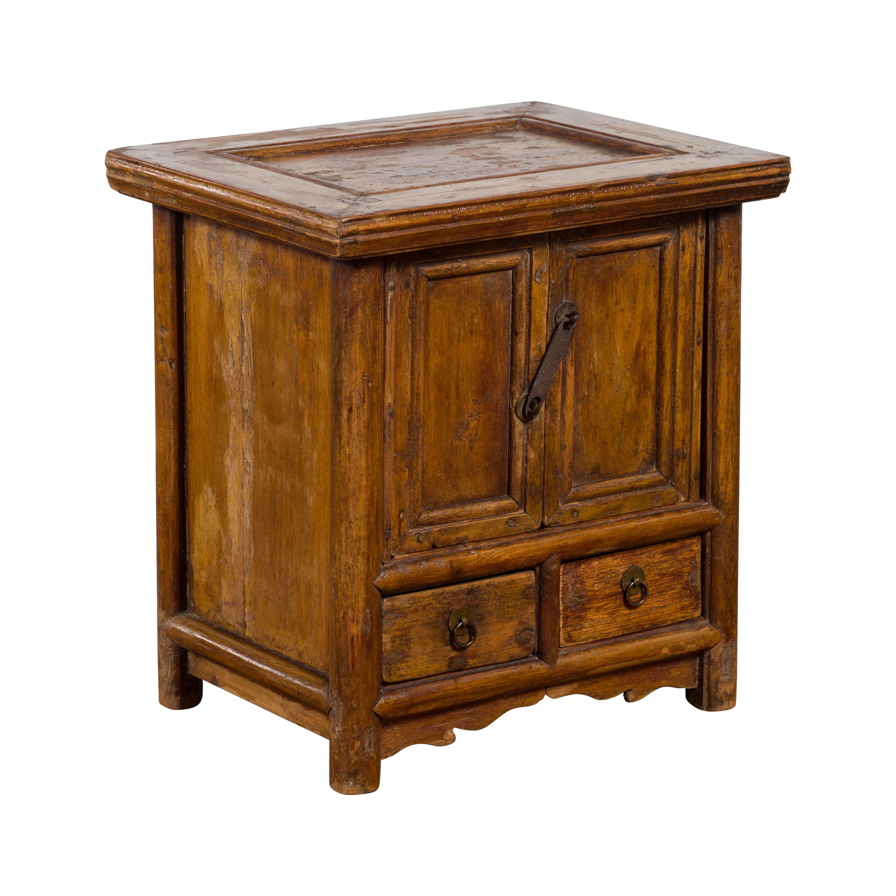 Chinese Early 20th Century Elmwood Bedside Cabinet with Weathered Patina For Sale 10