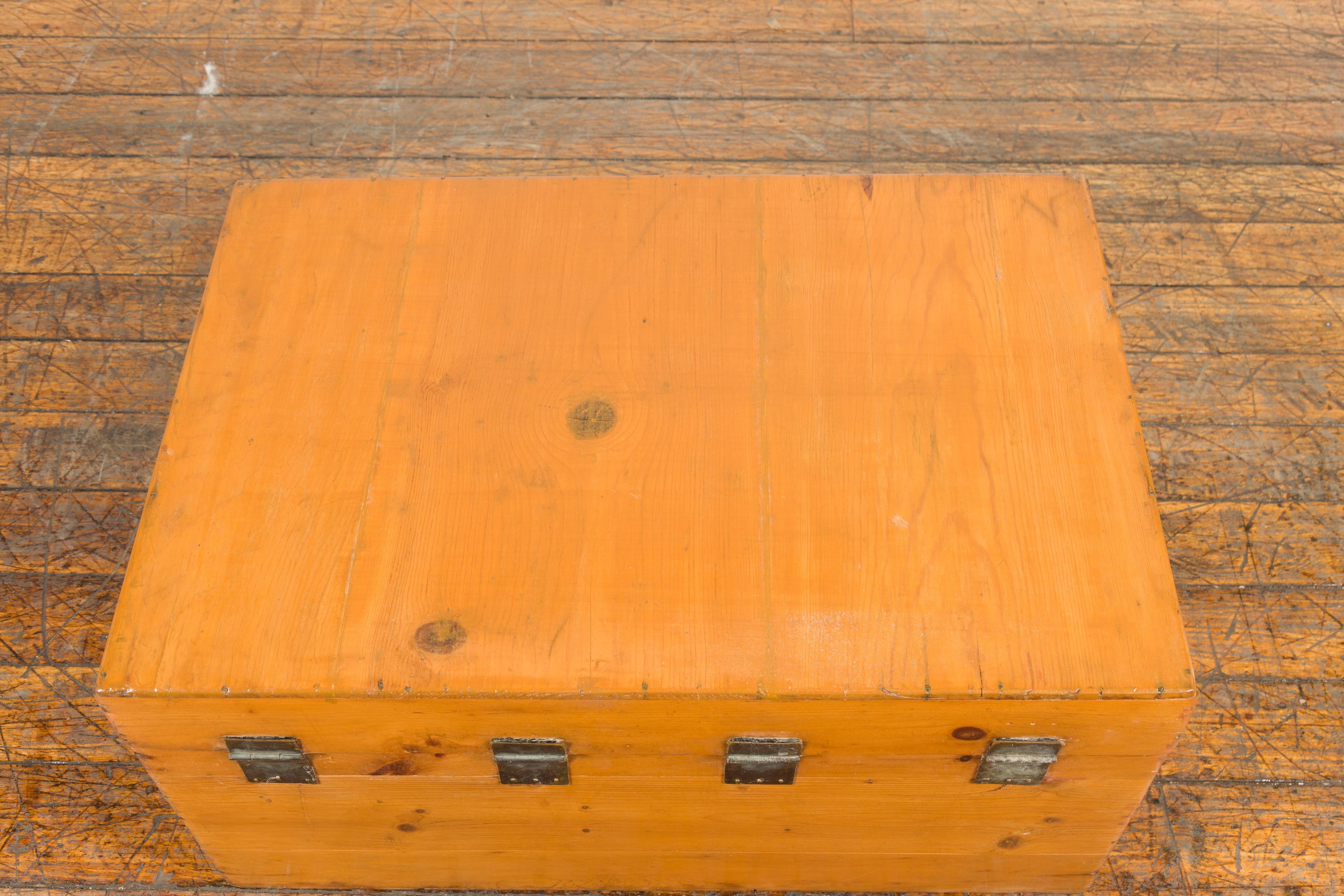 Chinese Early 20th Century Elmwood Blanket Chest with Brass Hardware For Sale 9