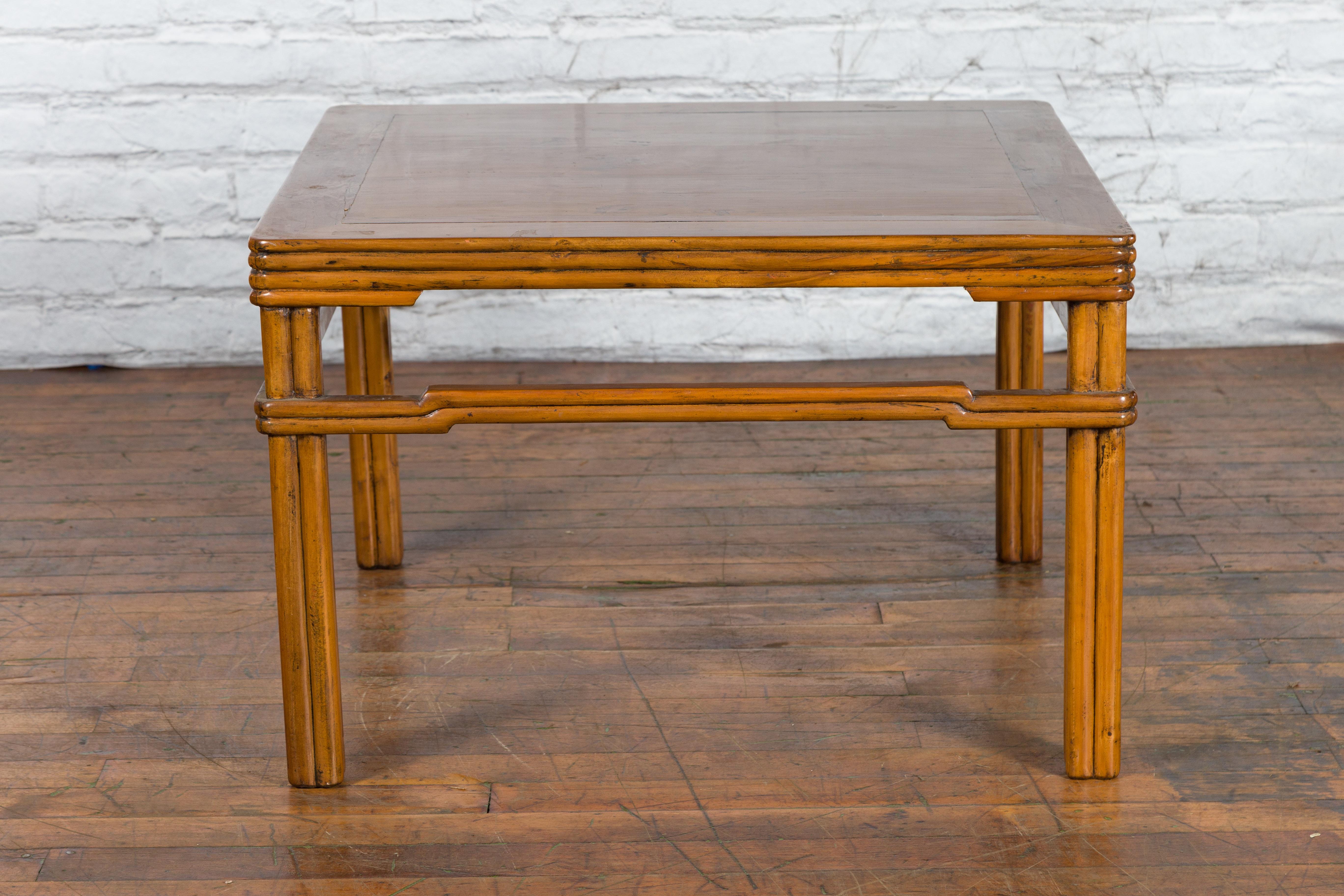 Chinese Early 20th Century Light Brown Low Side Table with Humpback Stretchers For Sale 4