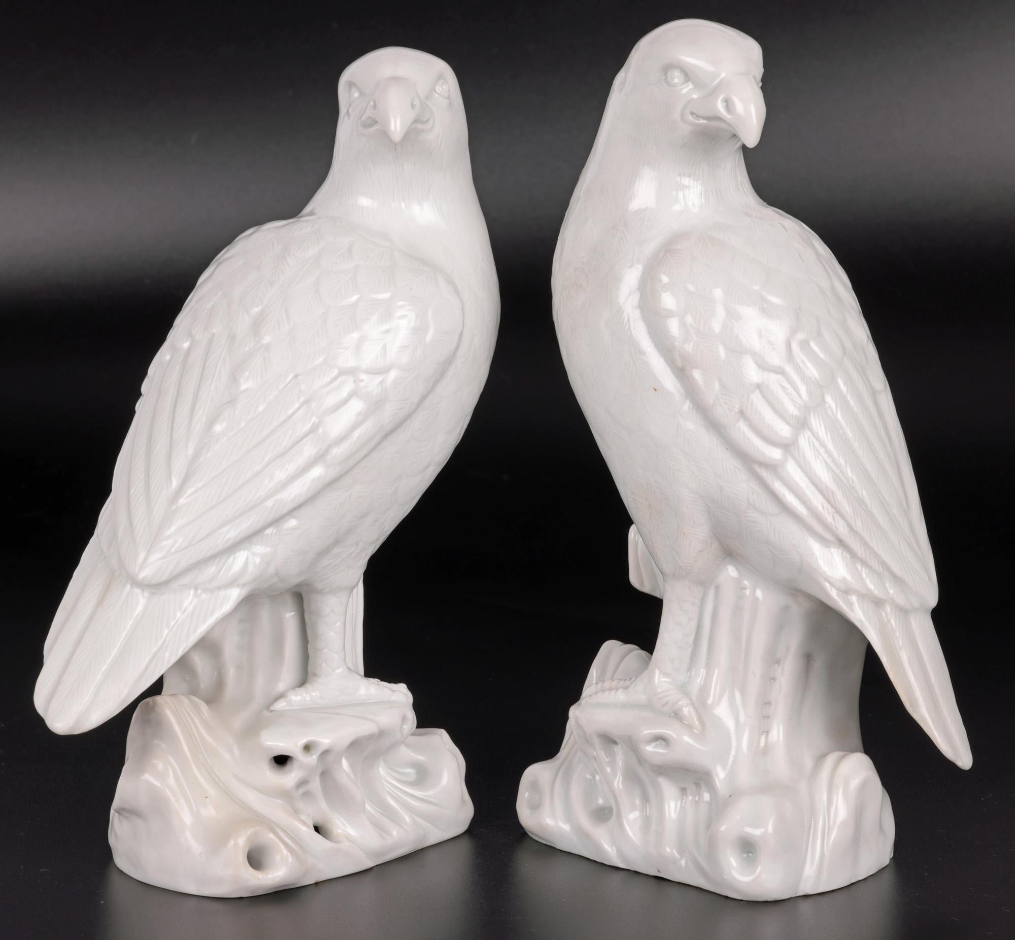 Chinese Early Qing Pair Blanc de Chine Porcelain Hawk Figures For Sale 5