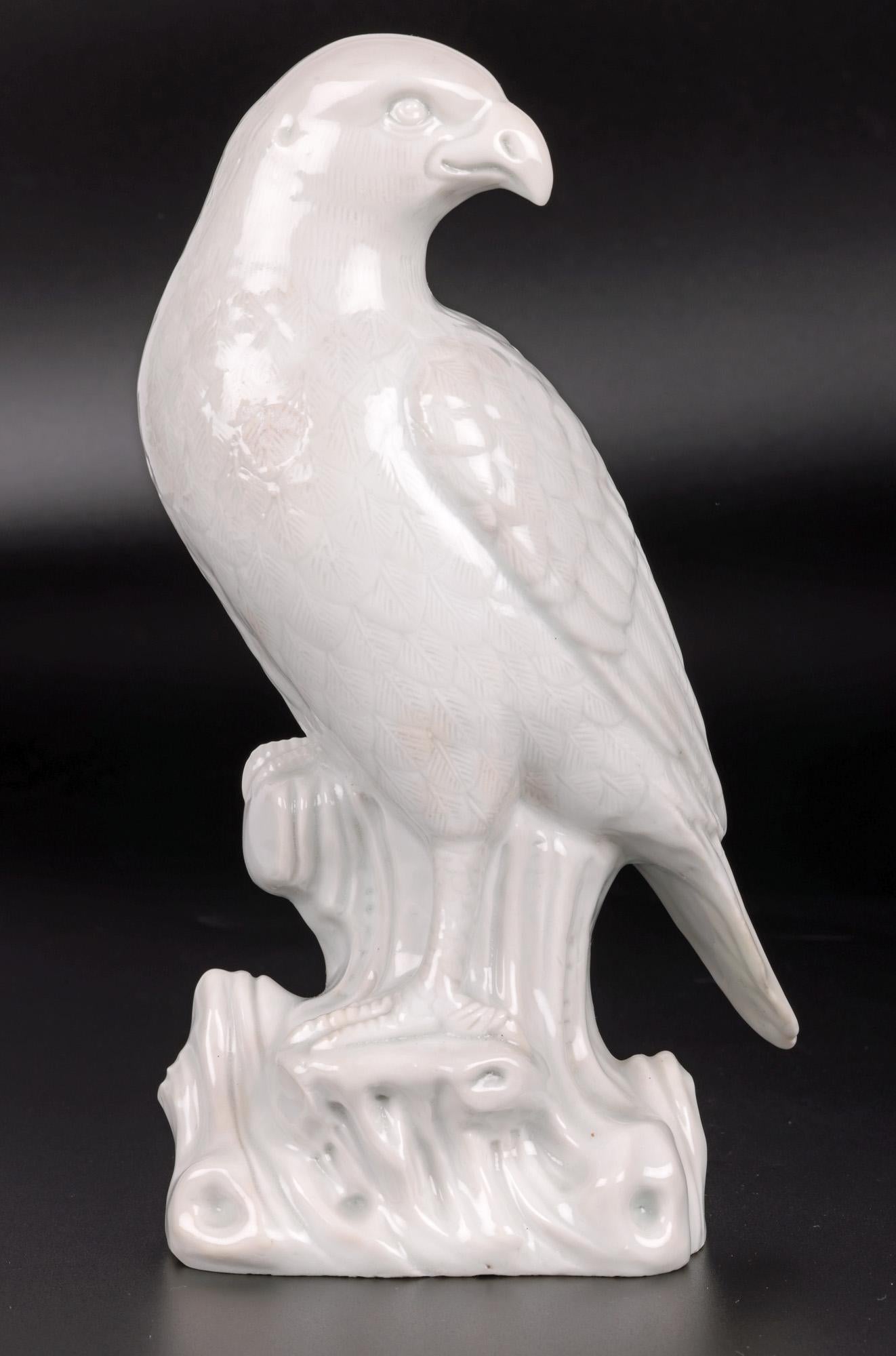 Chinese Early Qing Pair Blanc de Chine Porcelain Hawk Figures For Sale 8