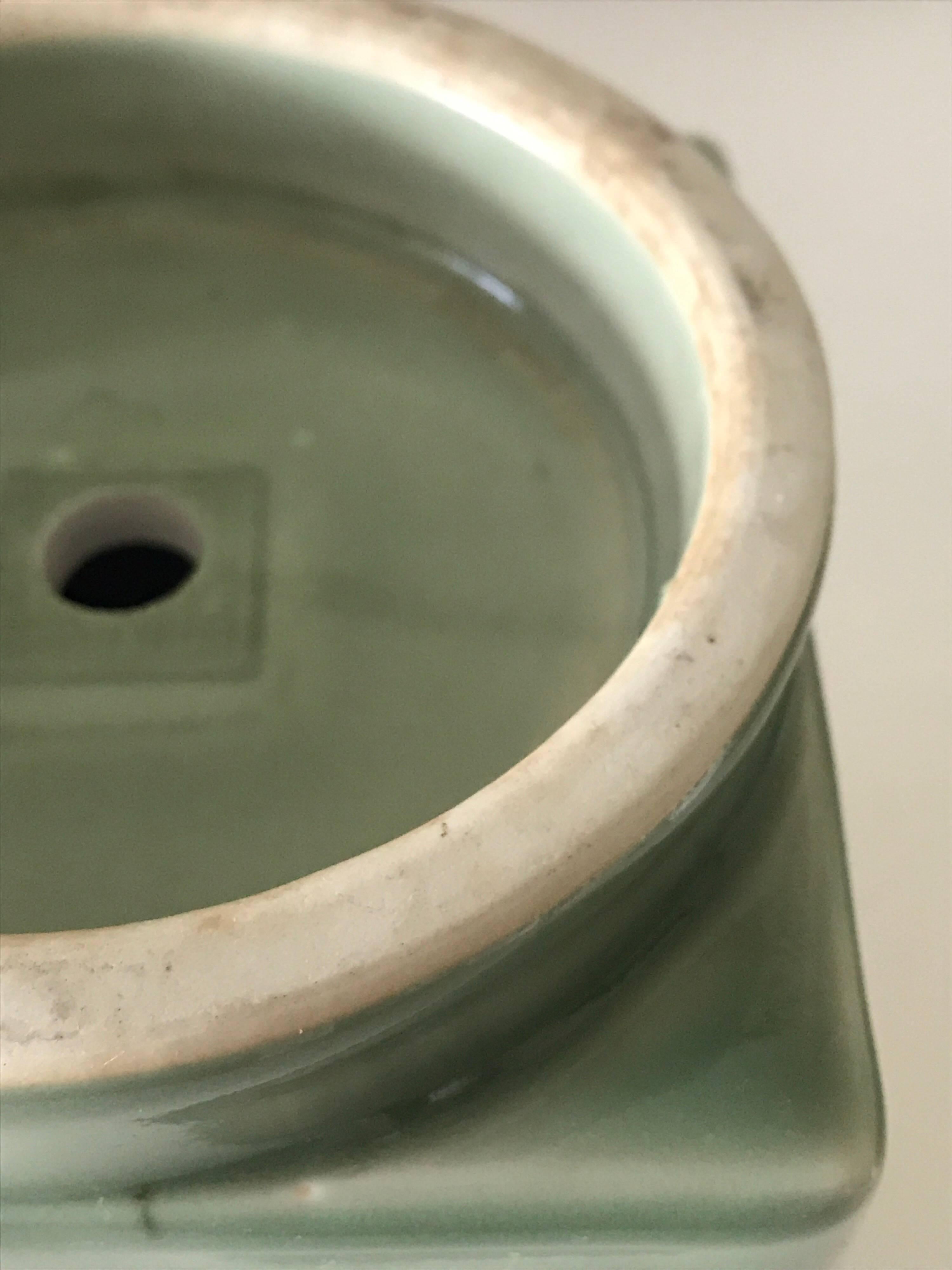Vases à trigramme céladon de la première République chinoise, 1912-1949, marque Qianlong en vente 4