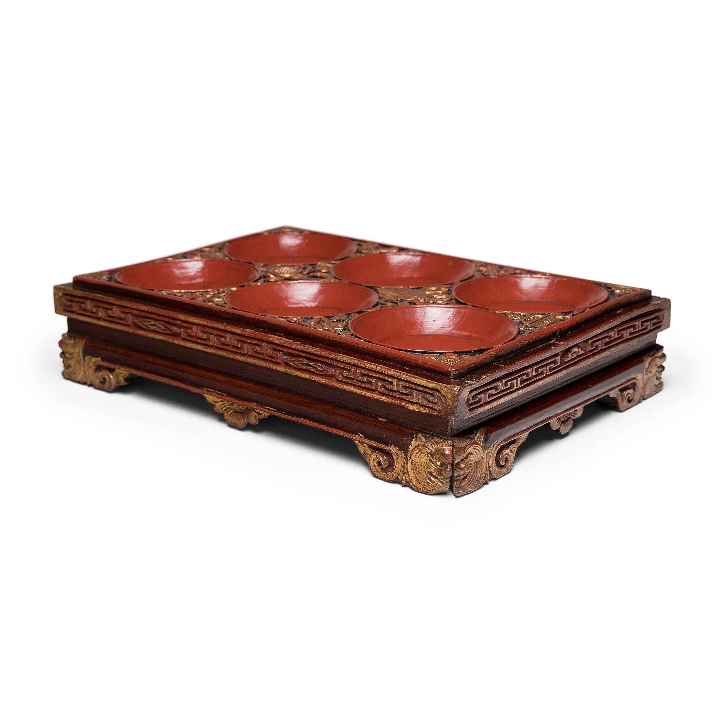 Qing Plateau à offrandes chinoises des Huit Immortels, c. 1850 en vente