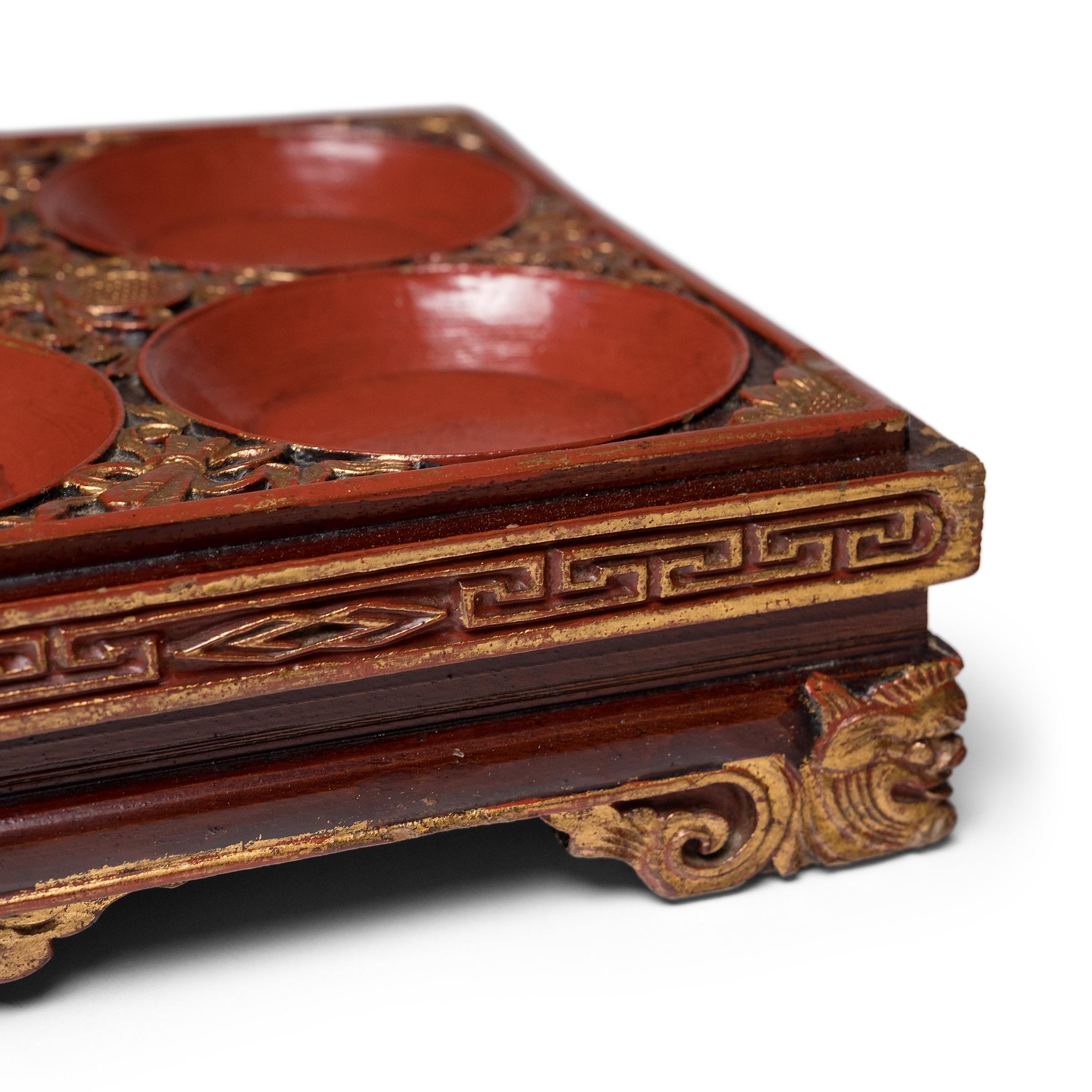 Chinois Plateau à offrandes chinoises des Huit Immortels, c. 1850 en vente