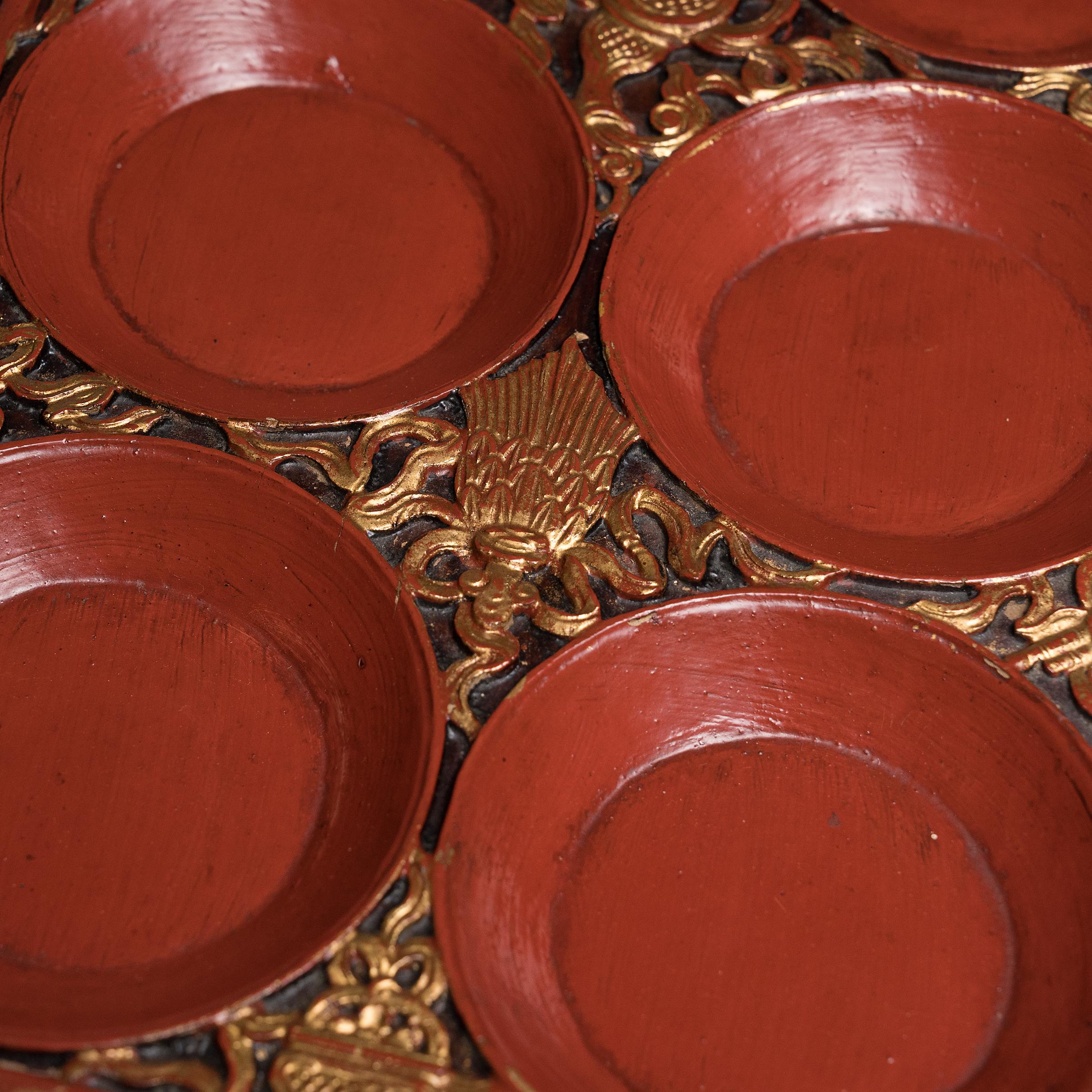 Laqué Plateau à offrandes chinoises des Huit Immortels, c. 1850 en vente