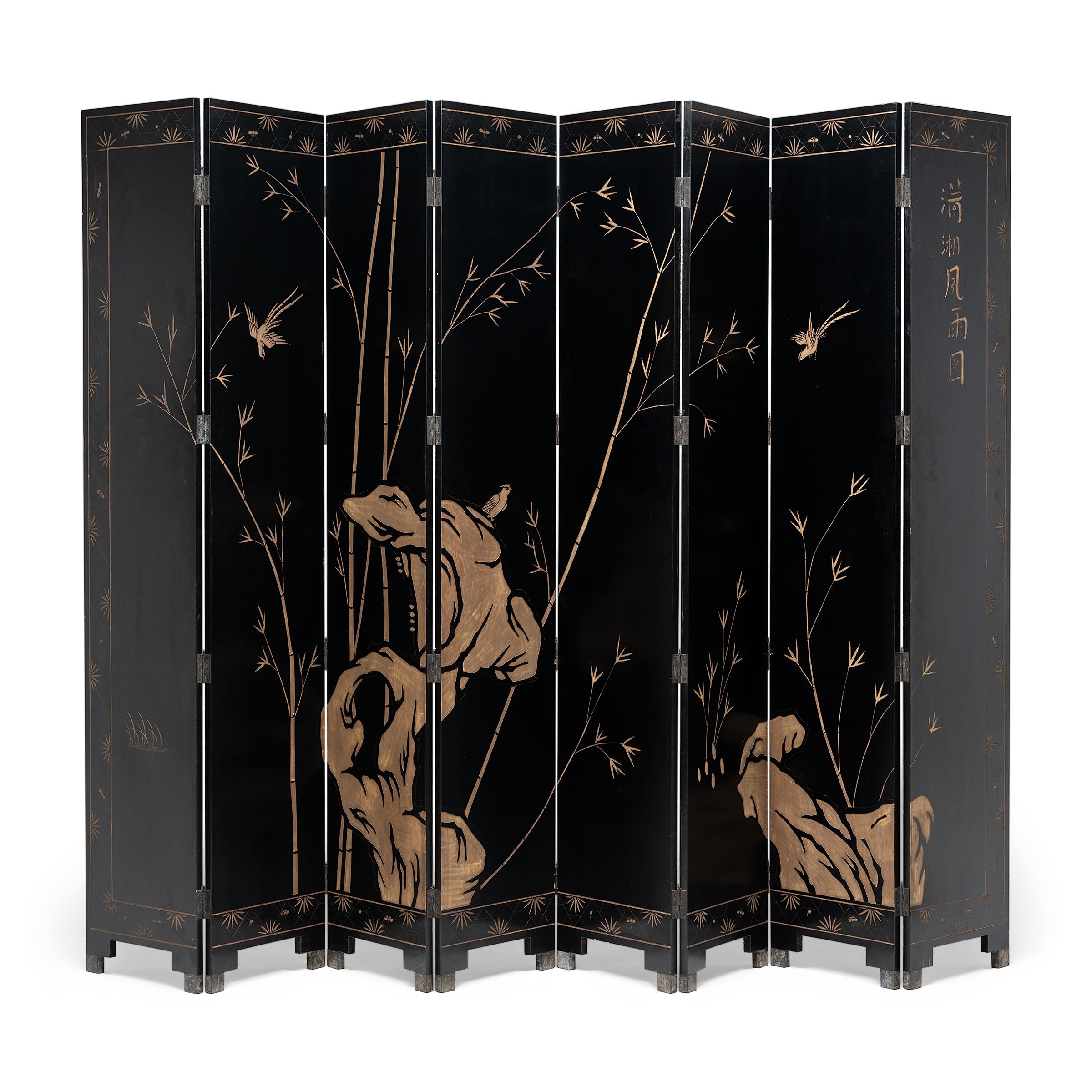 Chinese Eight Panel Coromandel Lacquer Screen In Good Condition In Chicago, IL