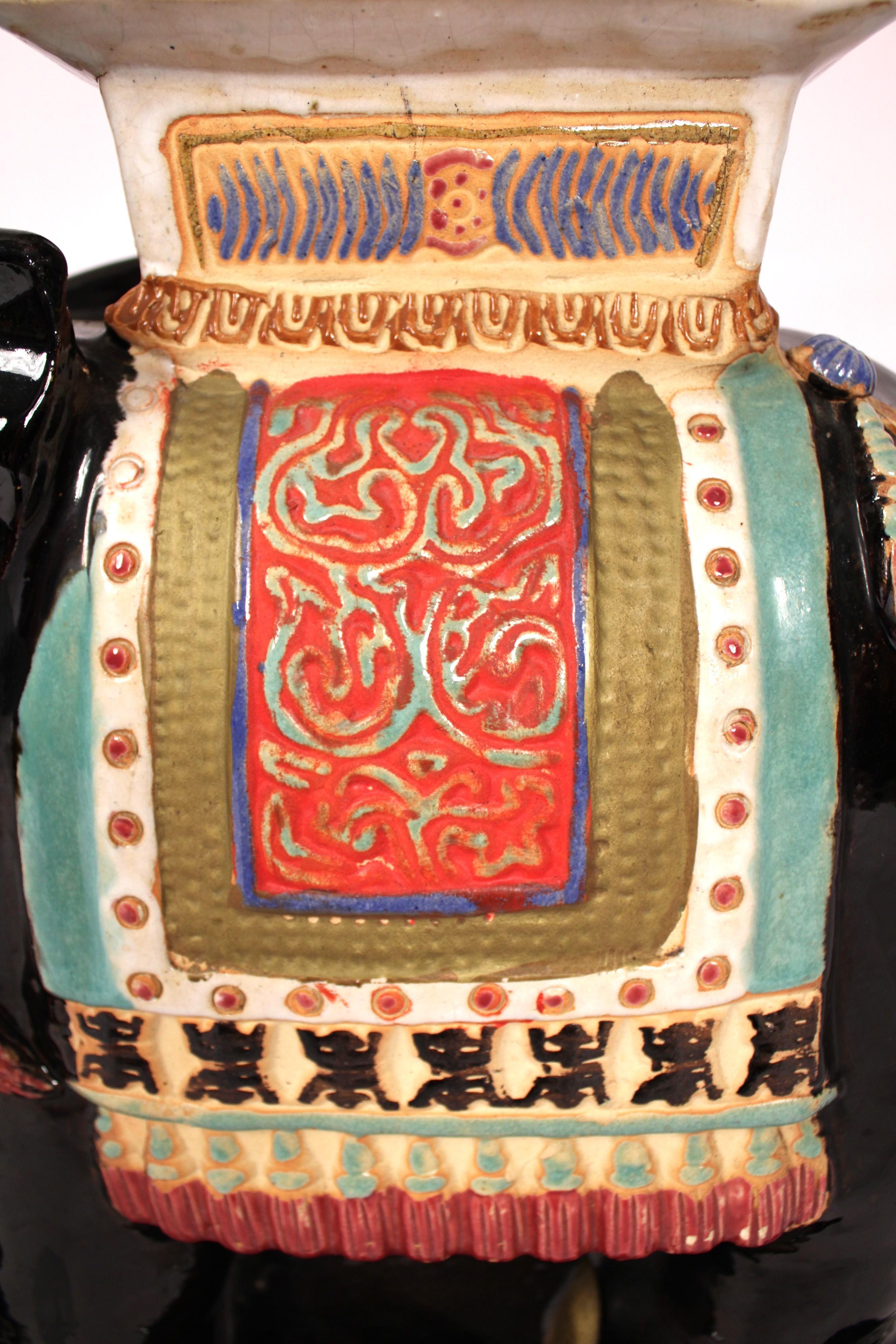 Chinesischer Elefant Form Polychrome dekoriert Steingut Garten Sitz im Angebot 5