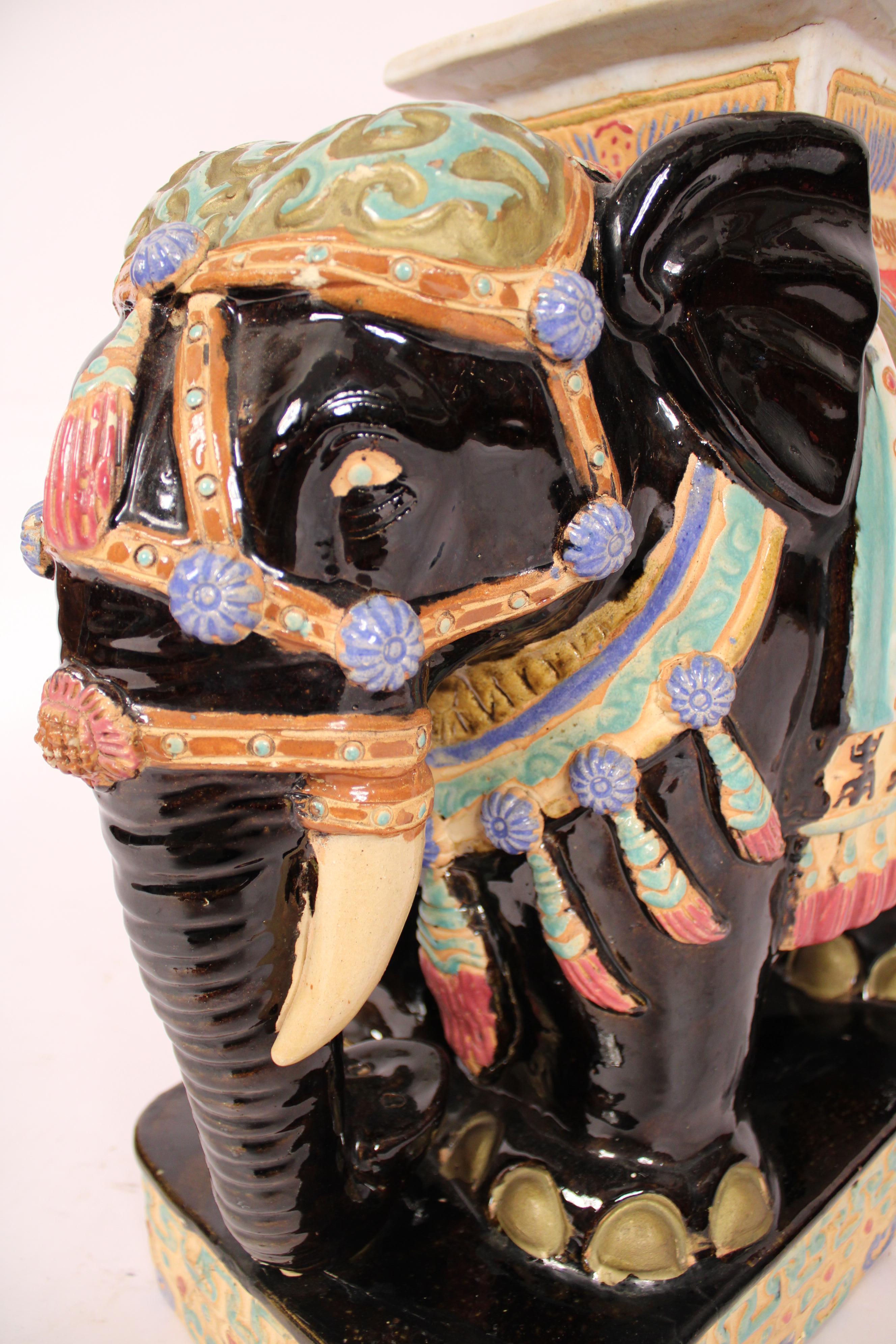 Chinesischer Elefant Form Polychrome dekoriert Steingut Garten Sitz im Angebot 4