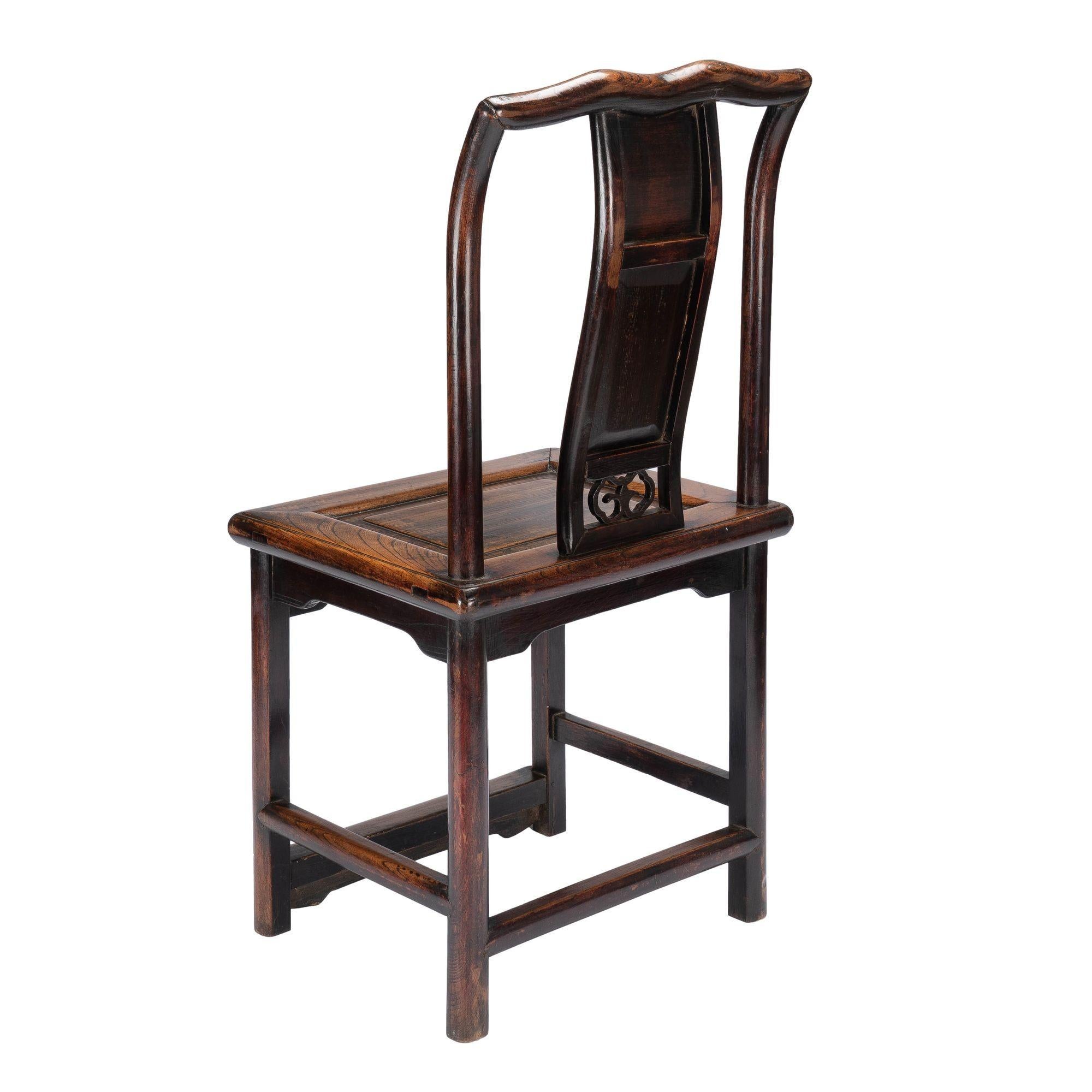 Chinese Elm Audience Chair, c. 1850 In Good Condition For Sale In Kenilworth, IL