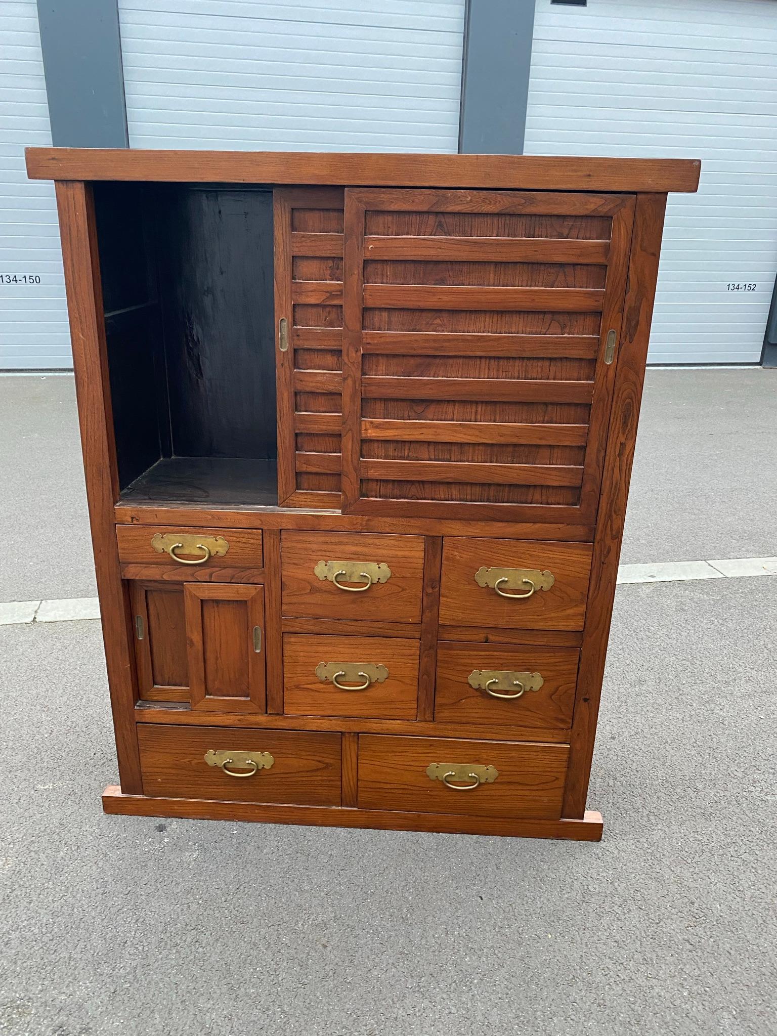 Chinese Elm Cabinet, circa 1930 For Sale 3