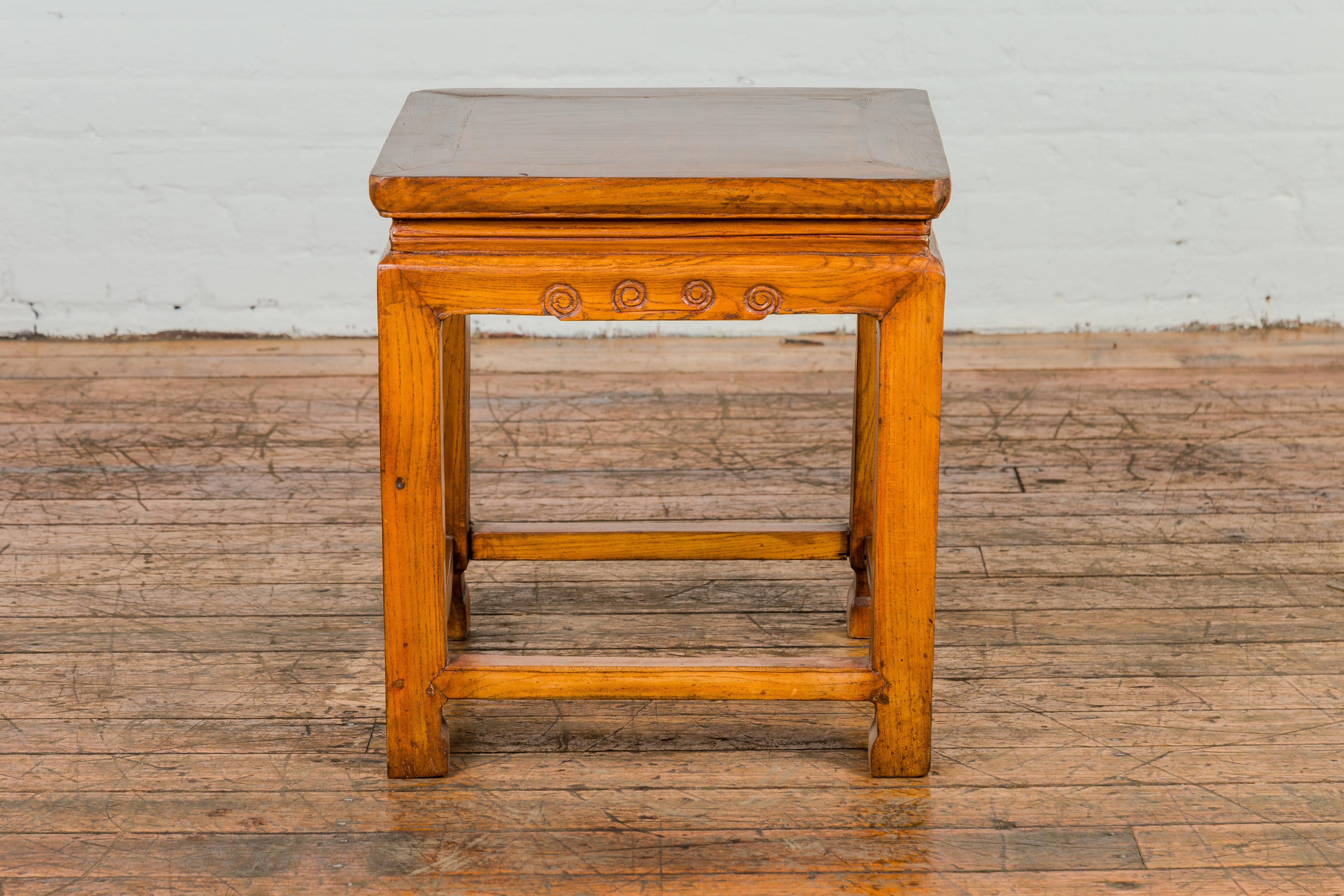 Chinese Elm Qing Dynasty Period Side Table with Horse Hoof Legs and Stretchers For Sale 7