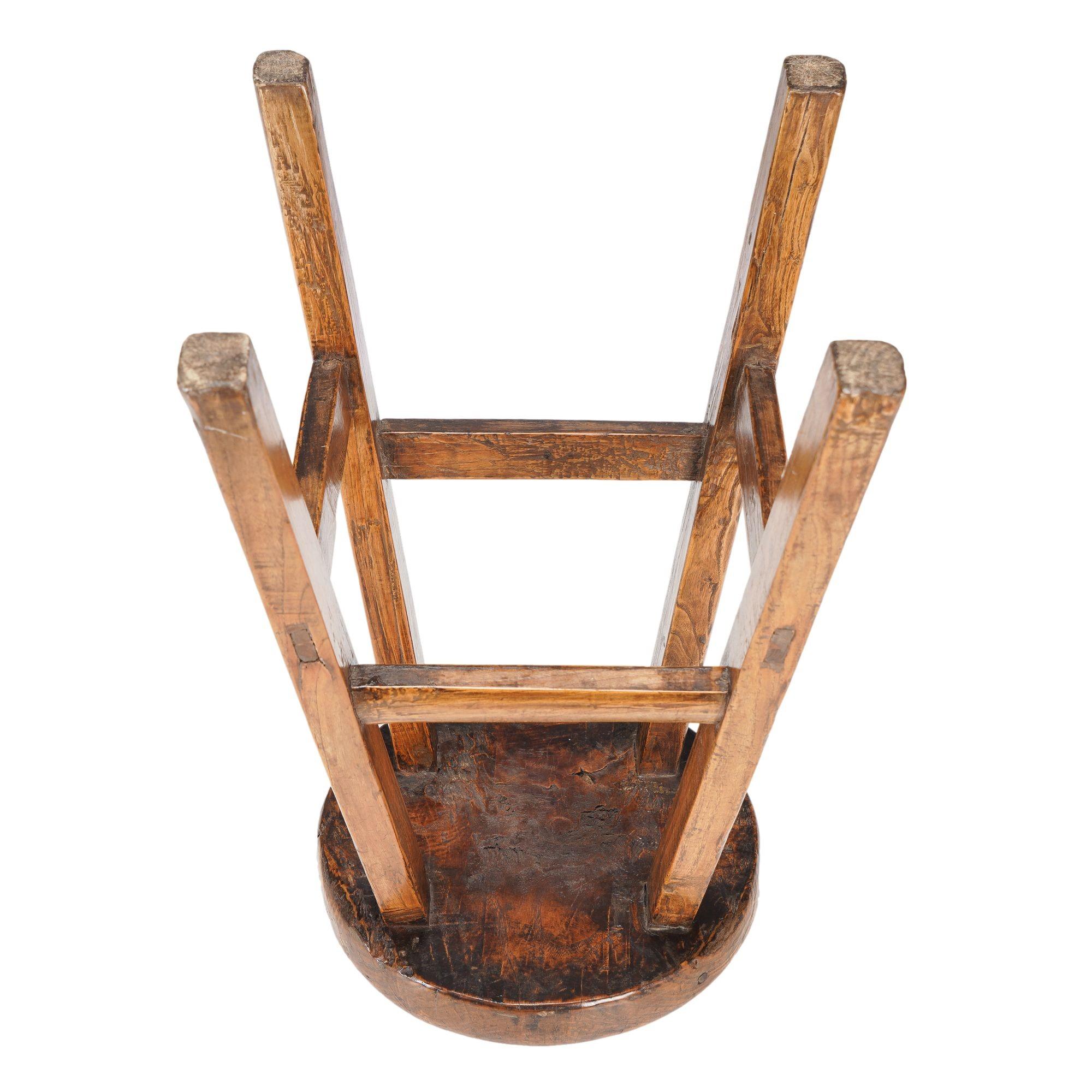 Tabouret à assise circulaire en bois d'orme chinois, C.I.C. 1875-1900 en vente 5
