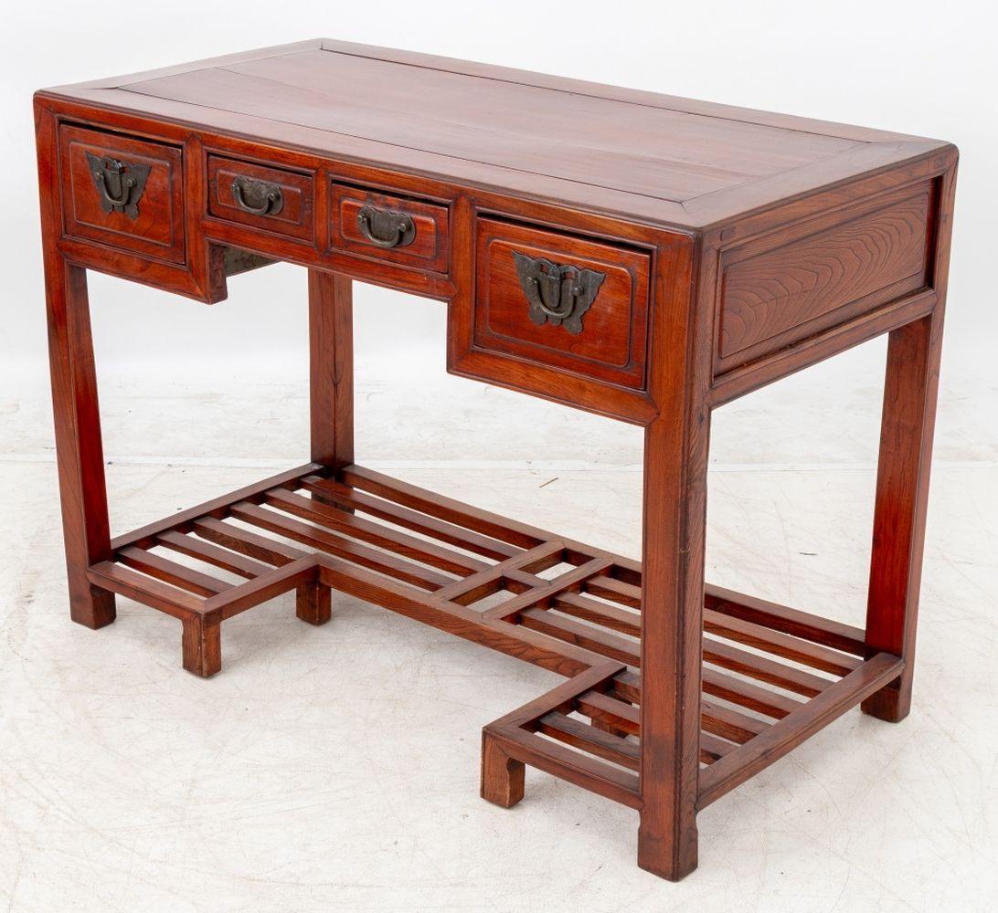 Bureau en orme de Chine Bon état - En vente à Astoria, NY