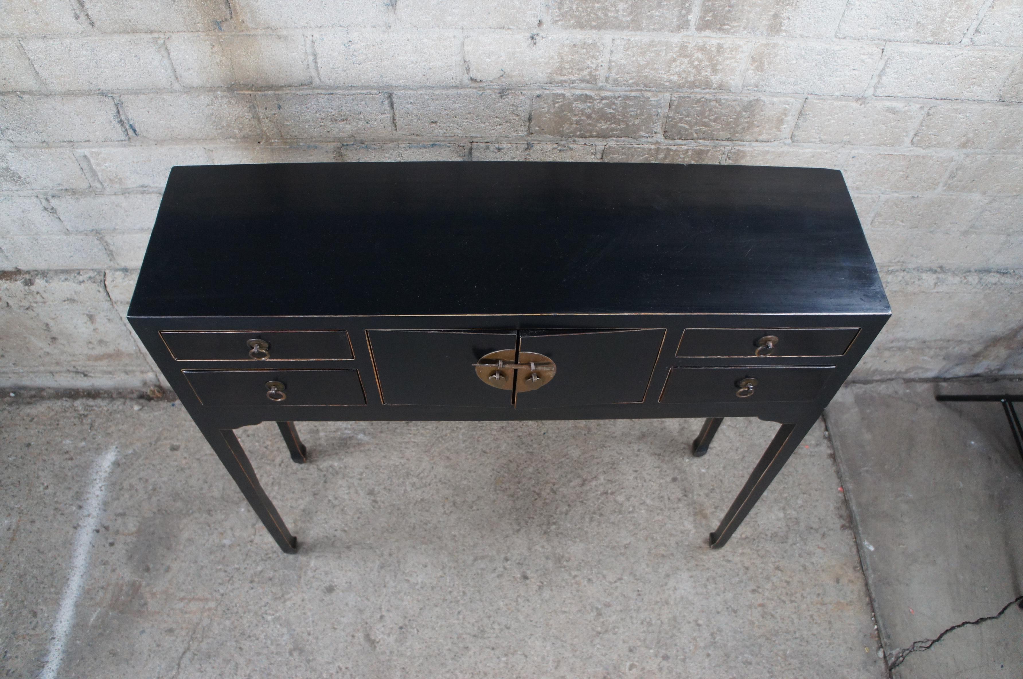 Chinese Elmwood Black Lacquer Console Table Hall Cabinet Oriental Mandarin In Good Condition In Dayton, OH