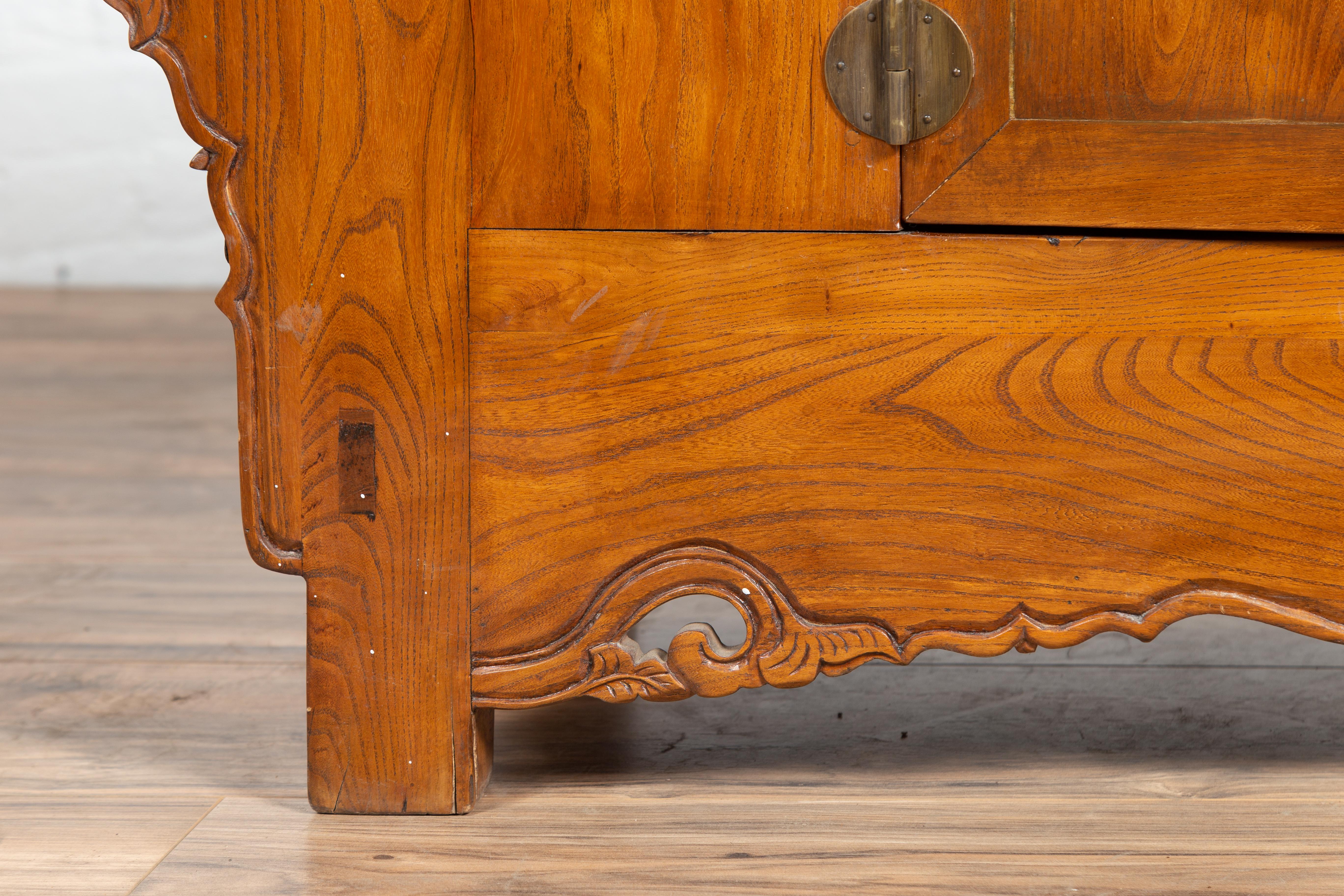 Qing Dynasty Elmwood Two-Door Low Kang Cabinet with Everted Flanges and Scrolls For Sale 2