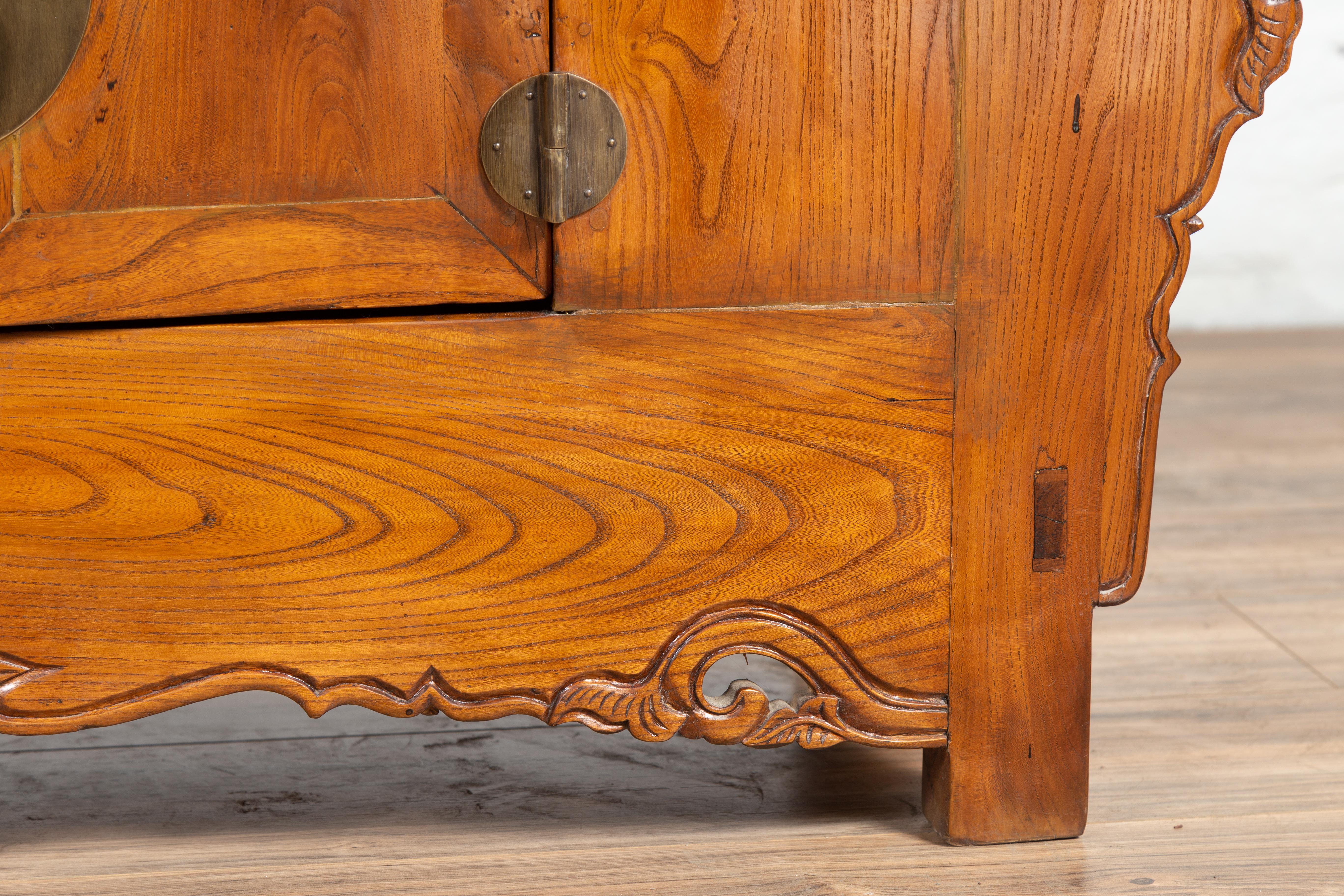 Qing Dynasty Elmwood Two-Door Low Kang Cabinet with Everted Flanges and Scrolls For Sale 3