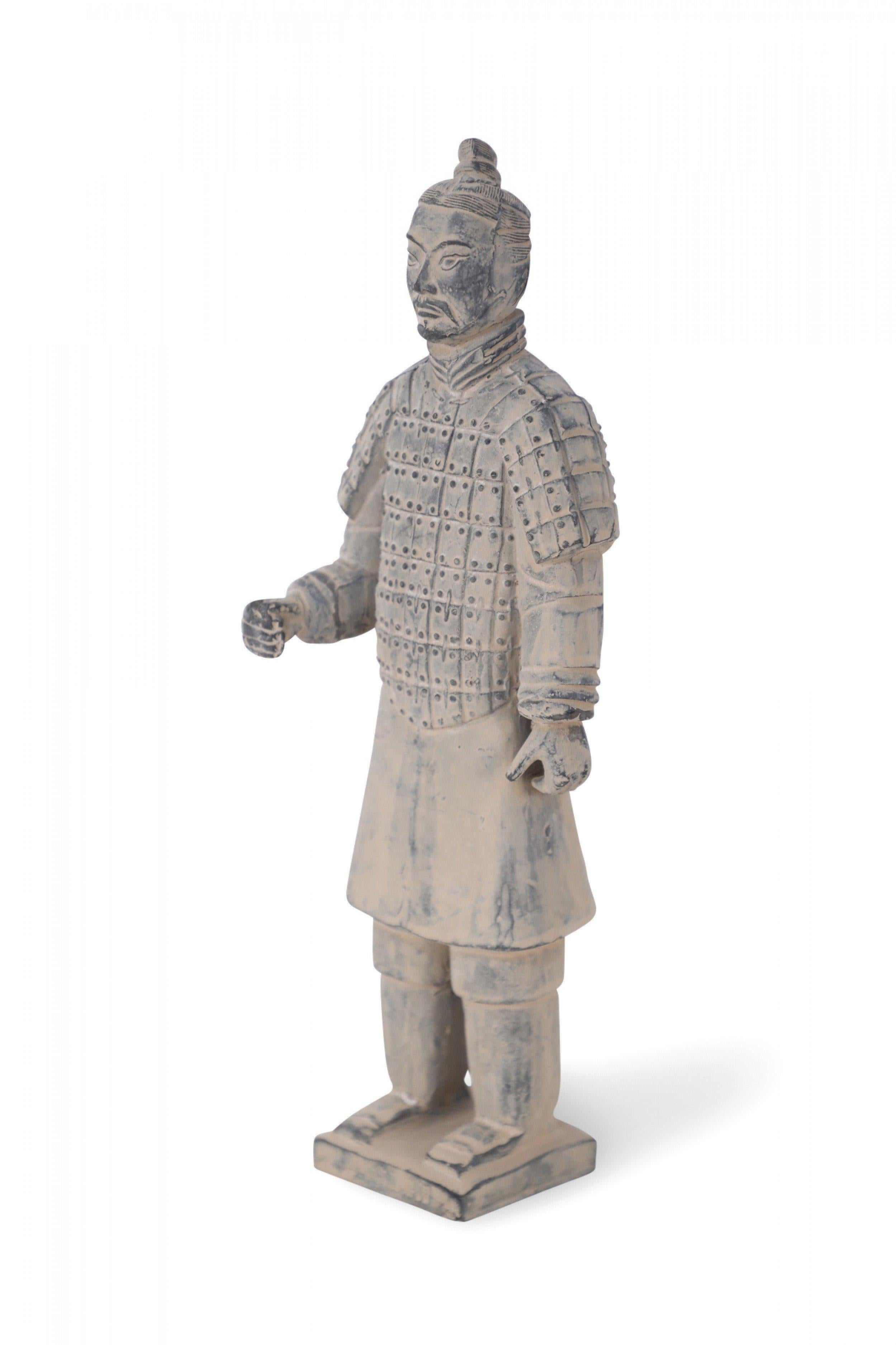 Antique Chinese terracotta warrior figure modeled after one of the 7,000 warriors that form the Terracotta Army in the Mausoleum of the First Qin Emperor, Shi Huang. (Companion piece: NWL2640)