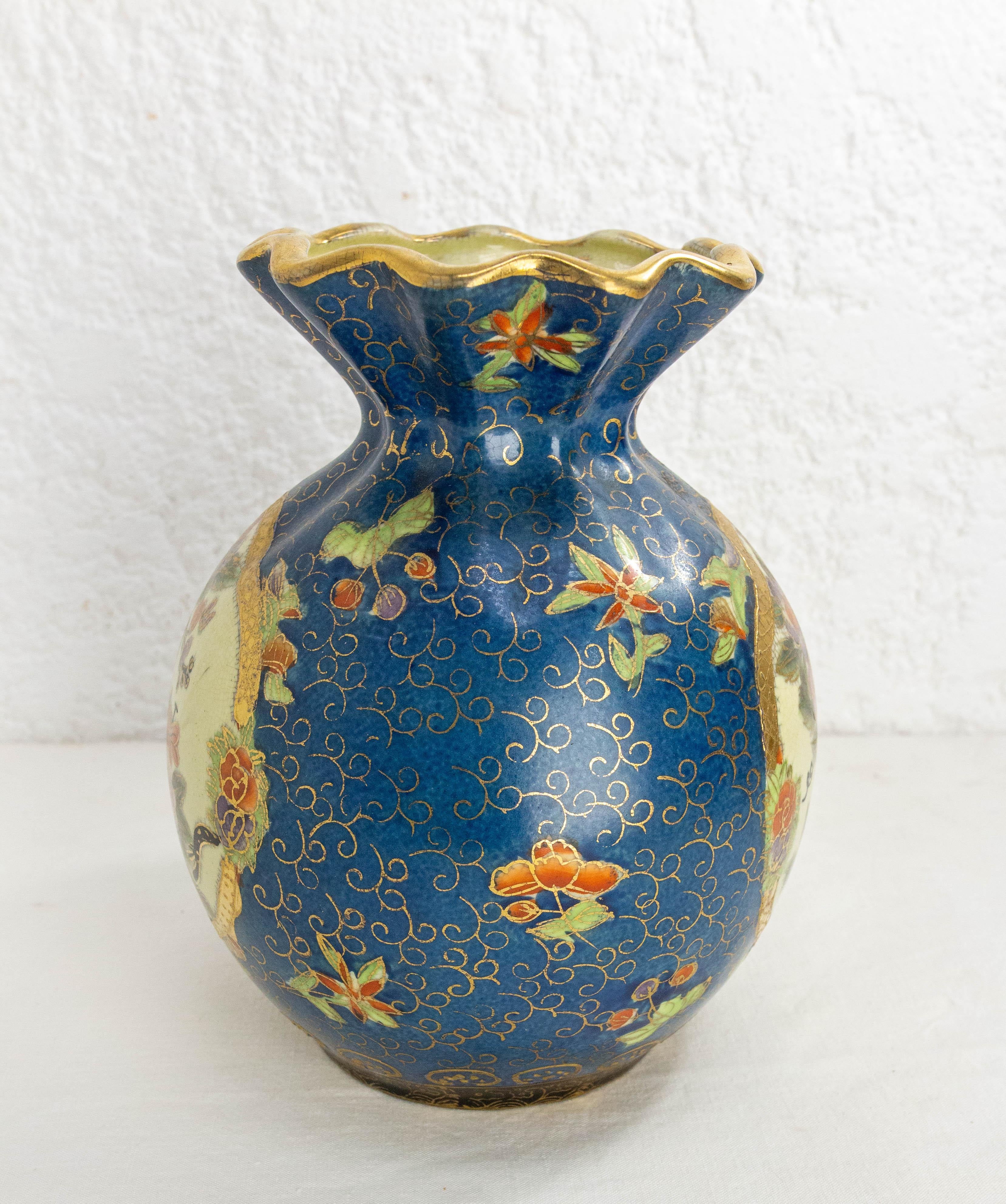 Smaltato Vaso cinese smaltato blu intenso con motivi vegetali, circa 1900 in vendita