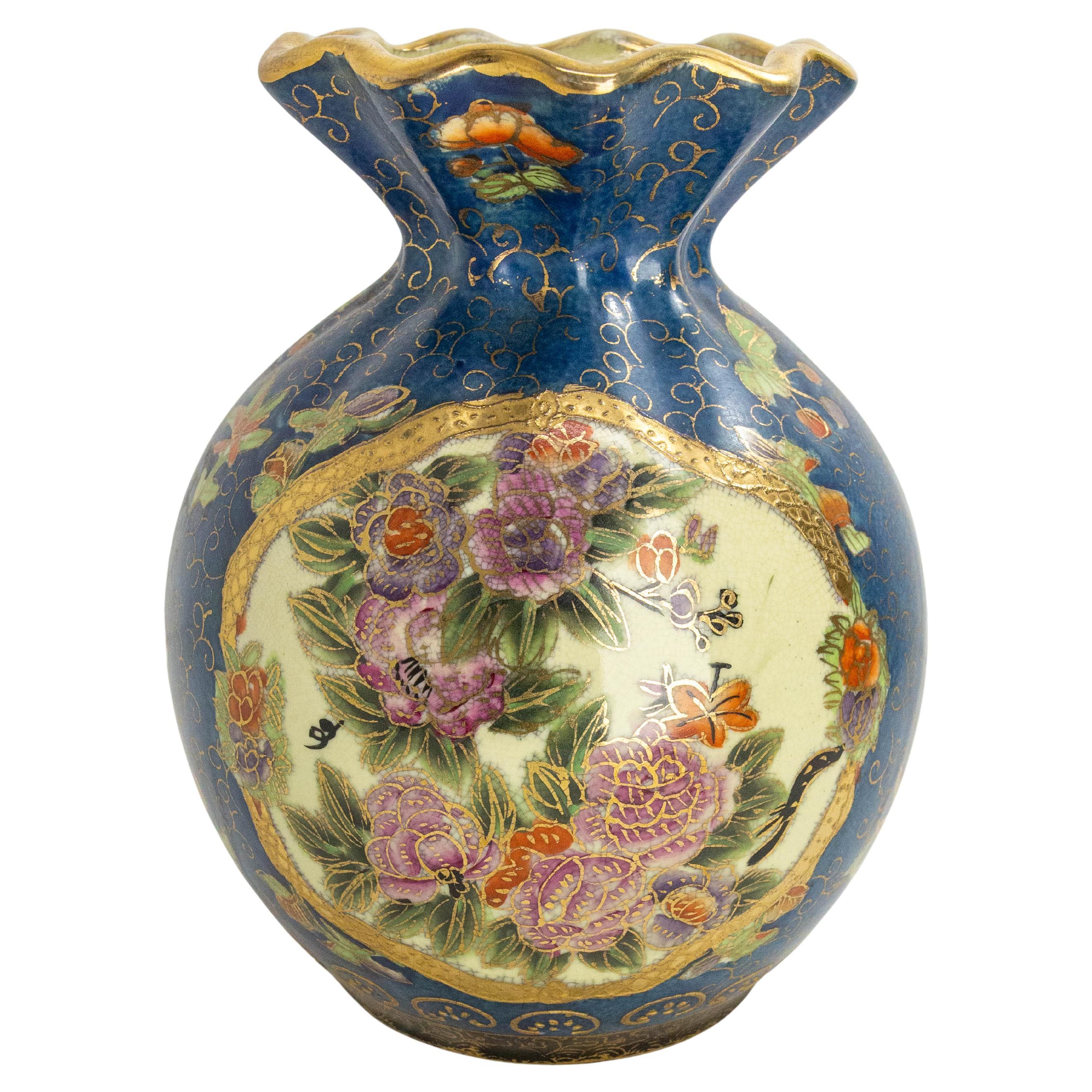 Vaso cinese smaltato blu intenso con motivi vegetali, circa 1900