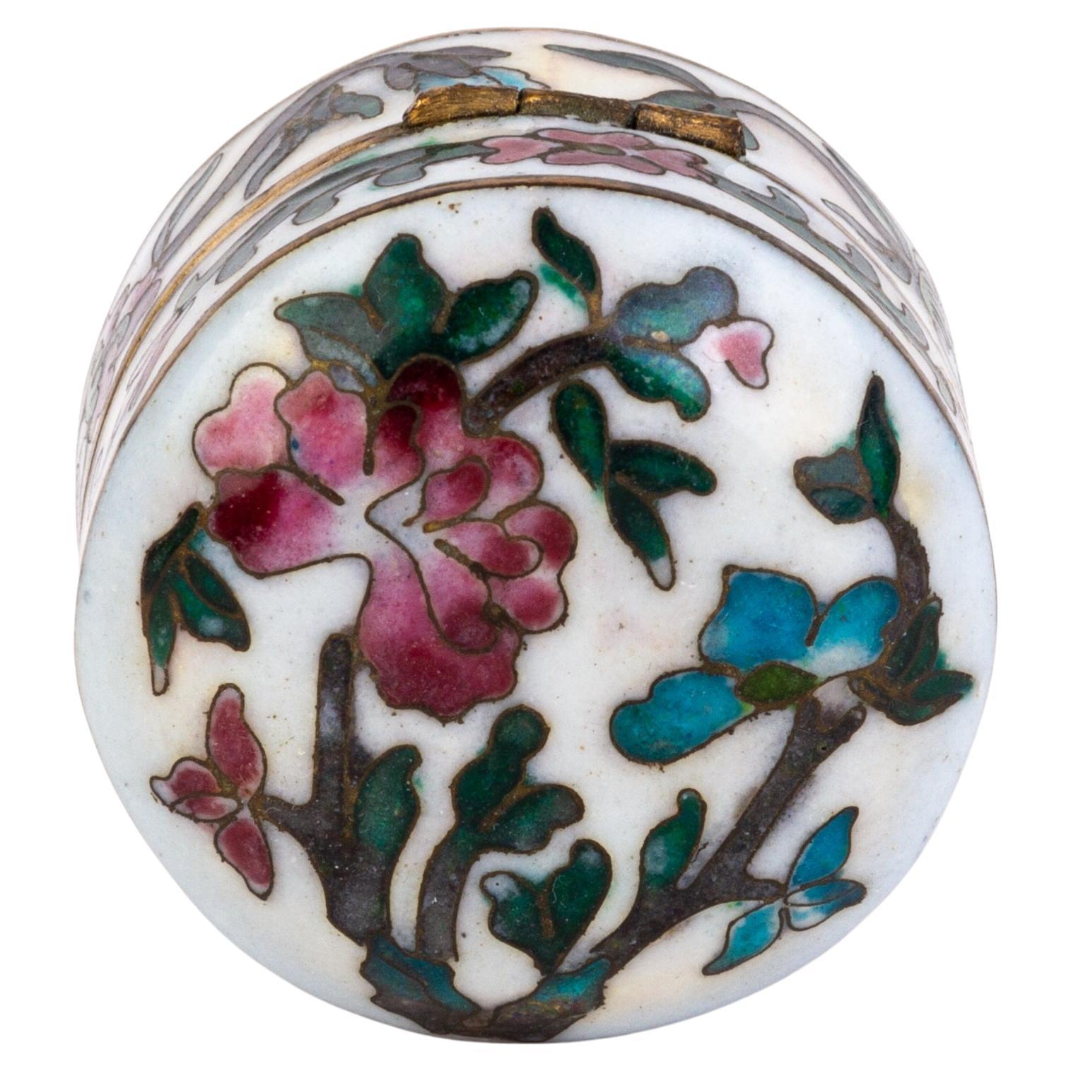 Chinese Enamel Cloisonne Blossoms Snuff Trinket Box 19th Century For Sale