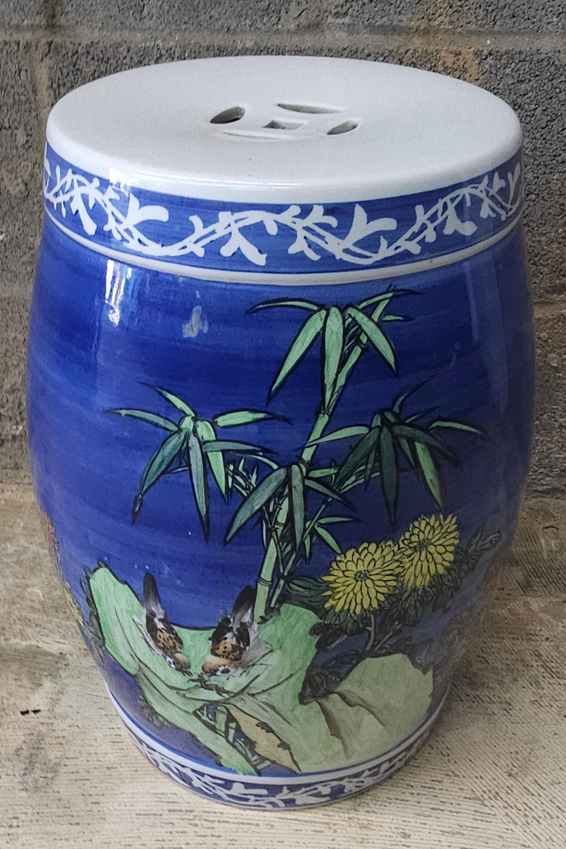 20ième siècle Tabouret de jardin chinois en céramique émaillée en vente