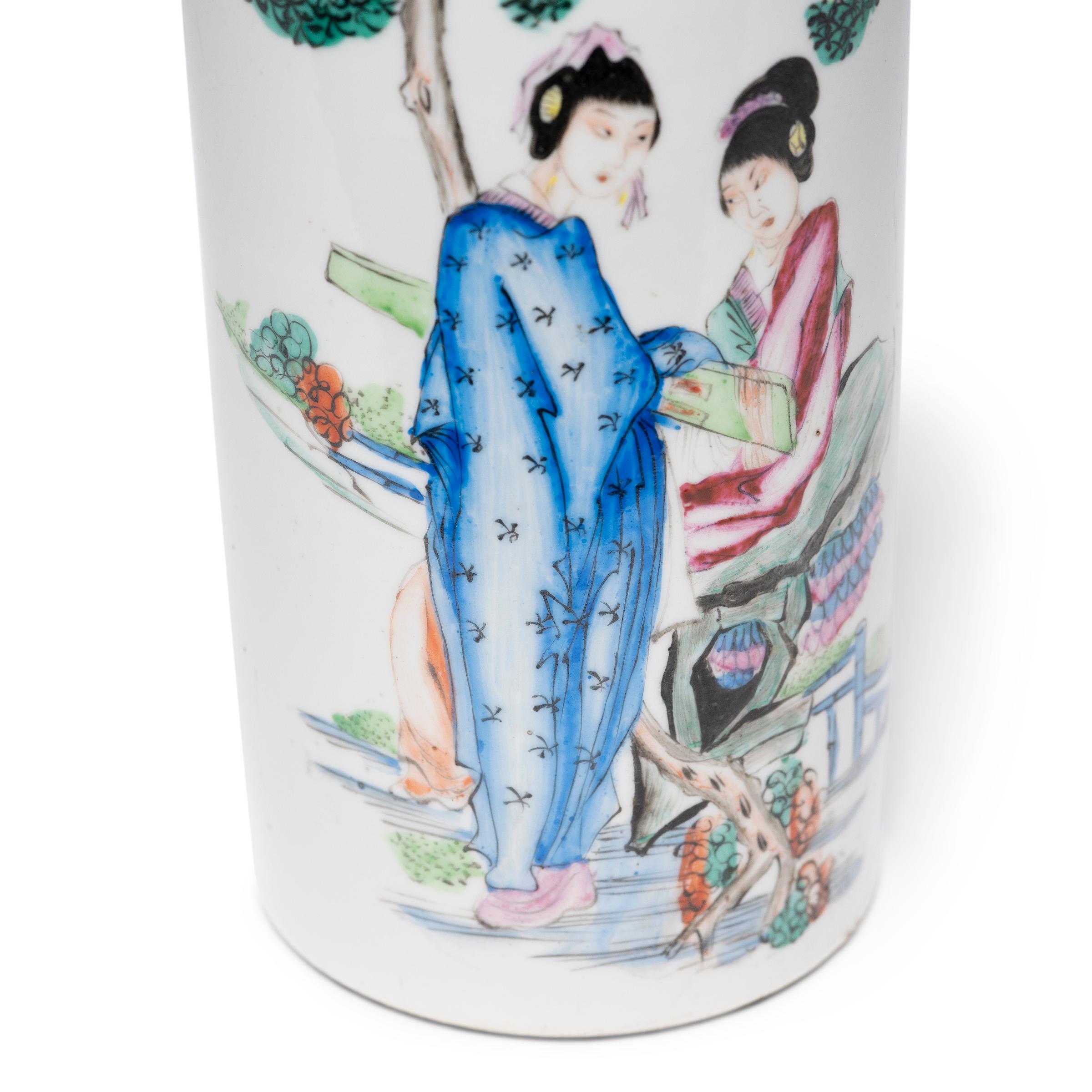 Qing Chinese Enameled Hat Stand with Two Women, c. 1900 For Sale