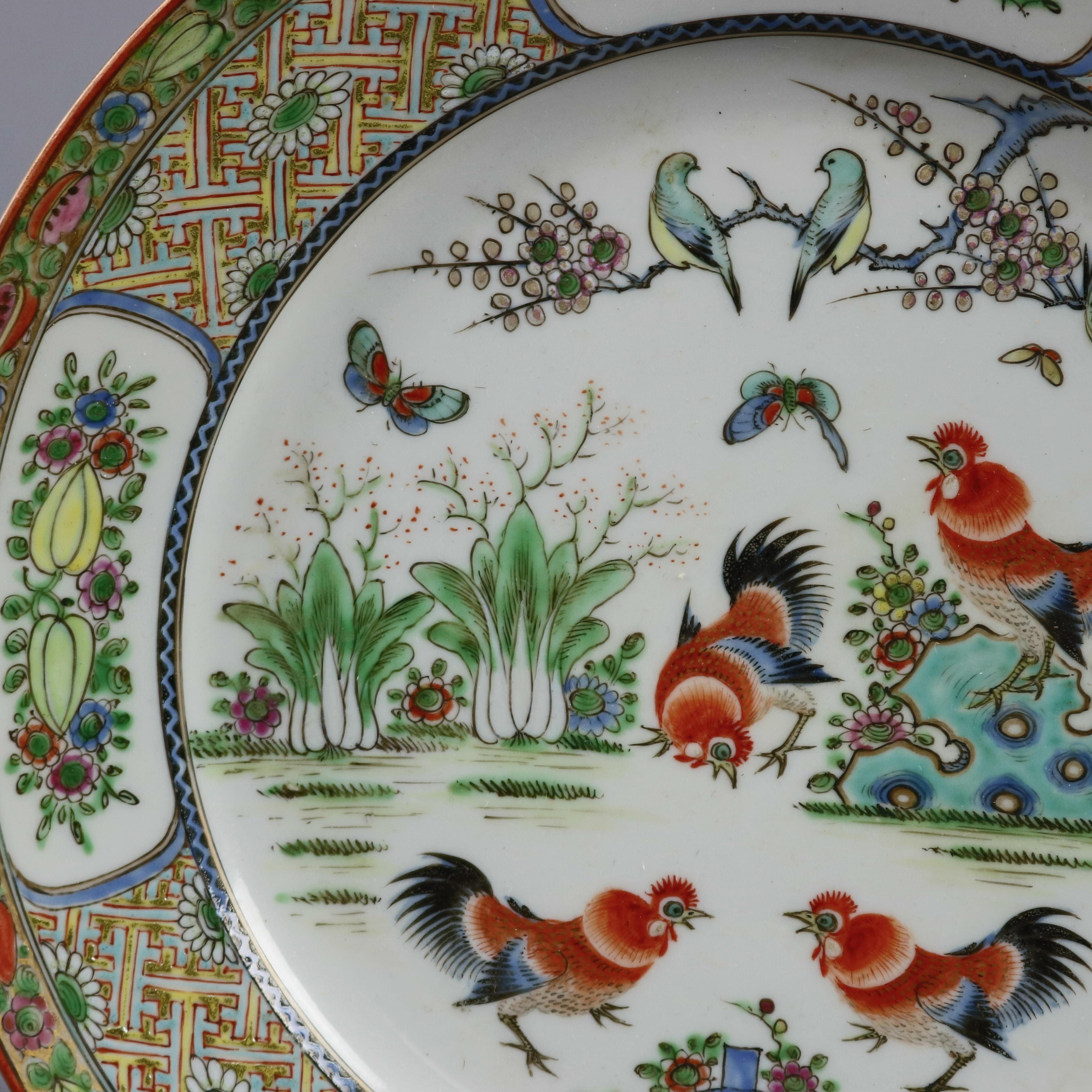 Chinese Enameled Imari Pictorial Rooster & Garden Scene Porcelain Plates In Good Condition In Big Flats, NY
