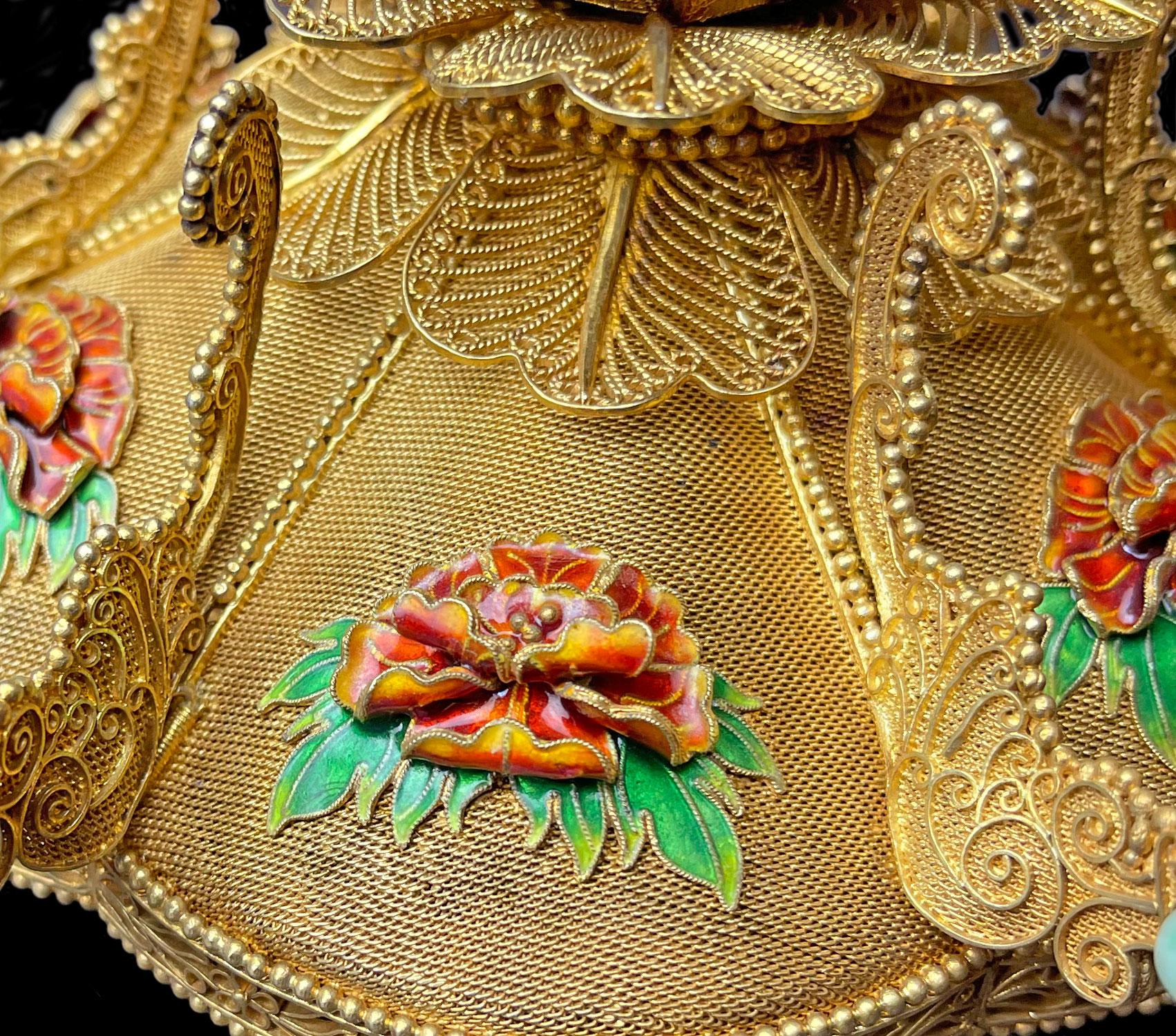 Chinese Enameled & Jeweled Gilt Silver Filigree Work Potpourri Urn, Circa 1900 For Sale 1