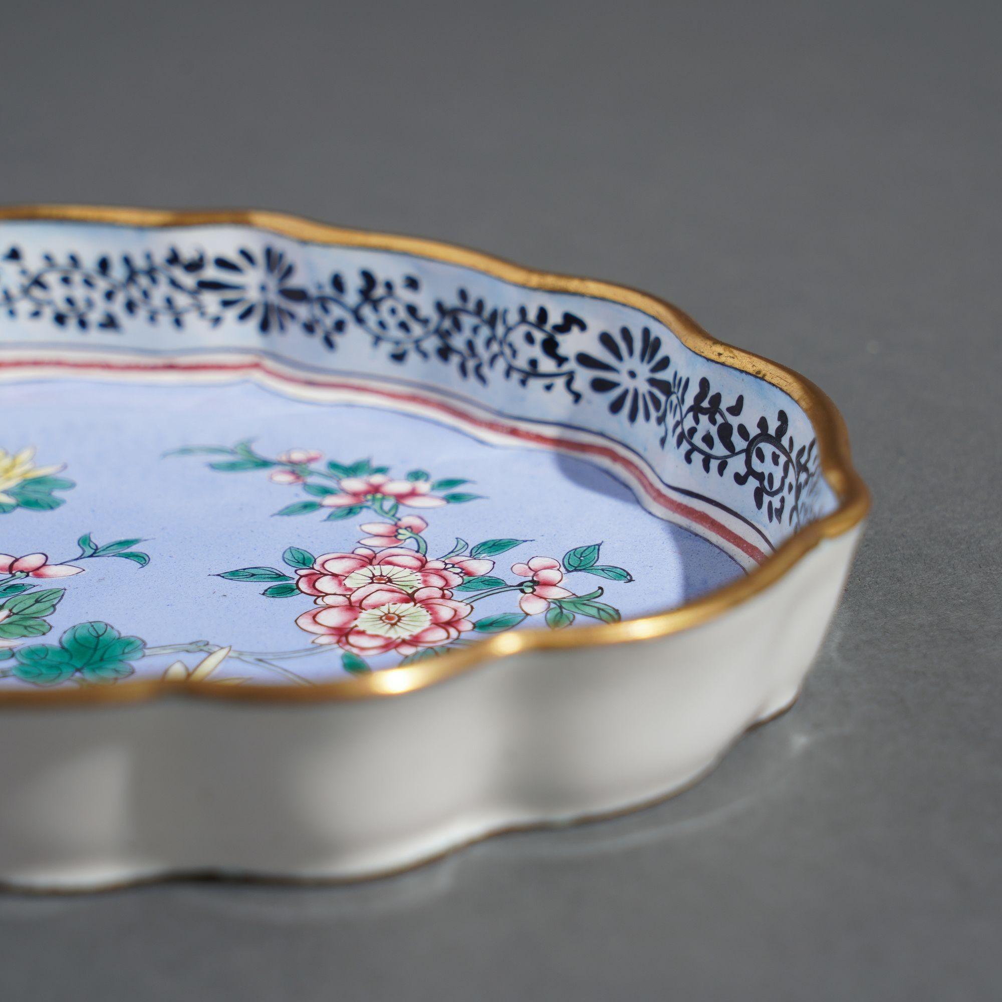 Chinese enameled pin tray decorated with mums & cherry blossoms, 1950's For Sale 1