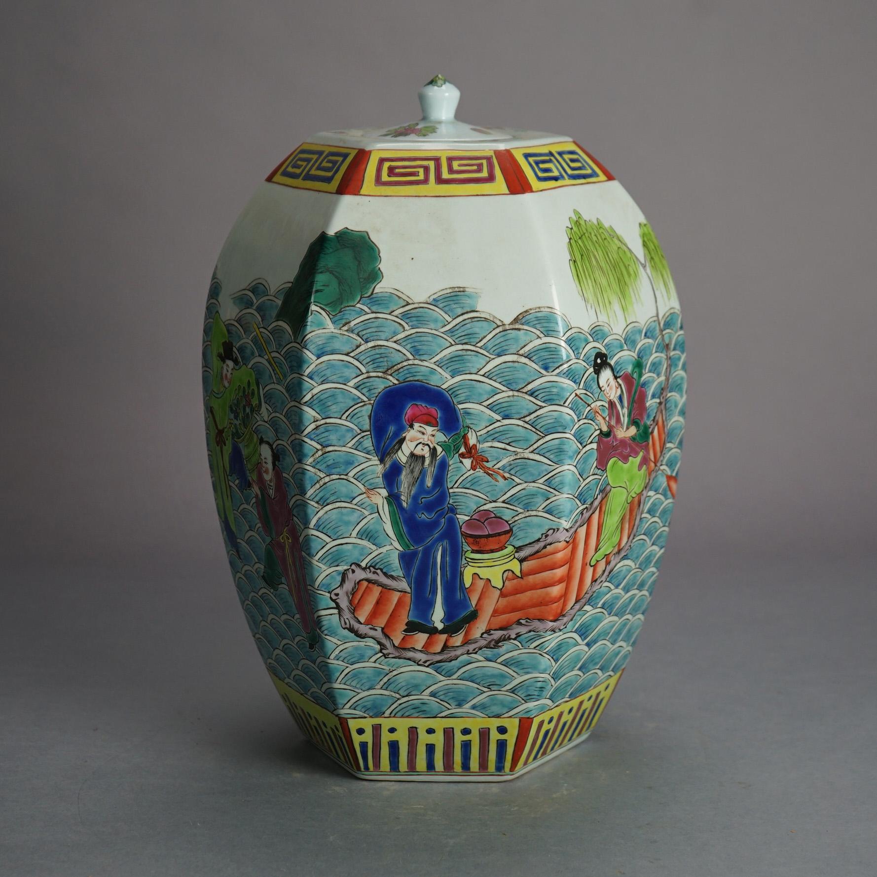 Pot à couvercle figuratif et facetté en porcelaine émaillée de Chine avec scène de genre 20e siècle

Mesures - 14 