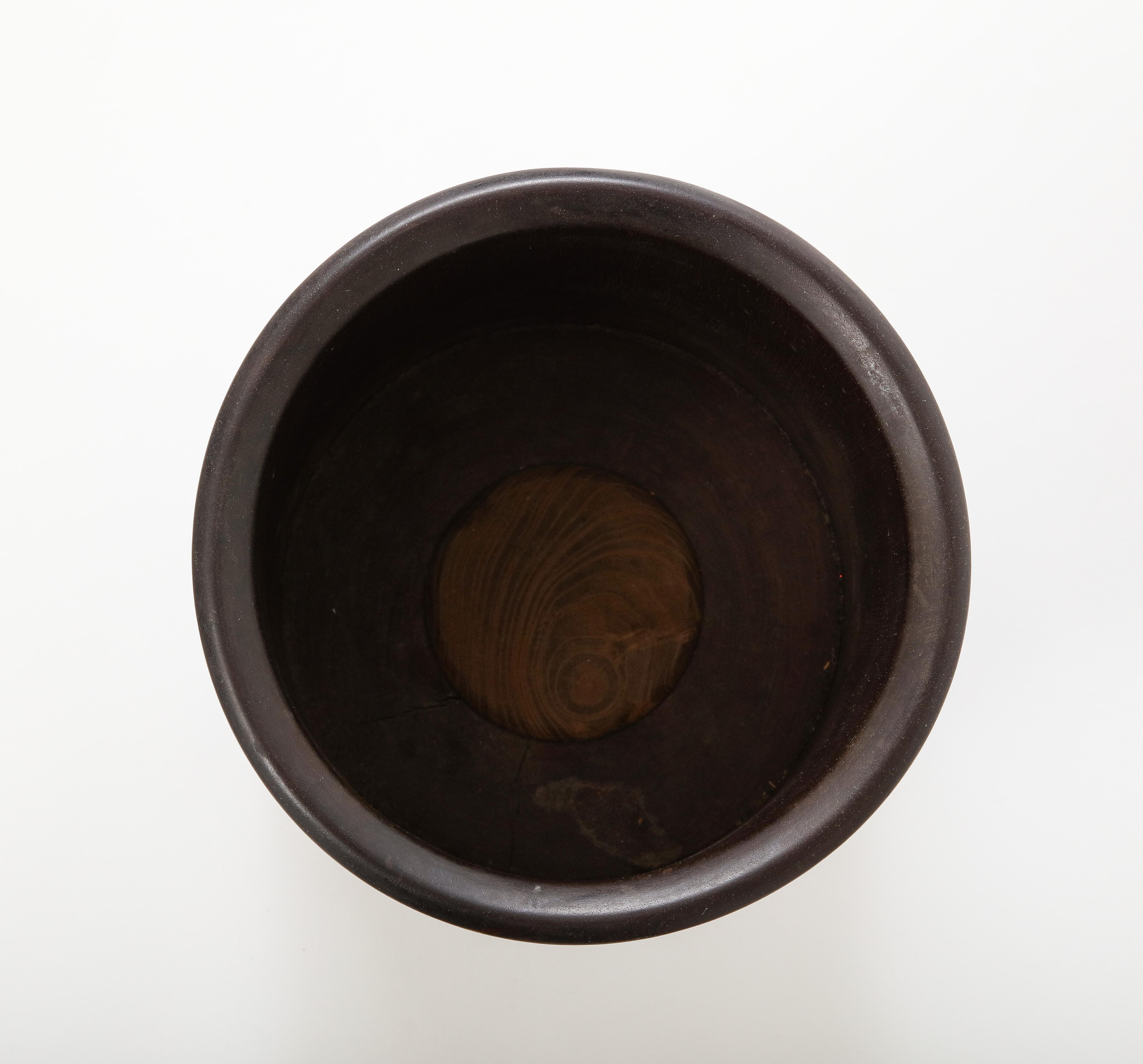 Vaso a spazzola in legno esotico cinese in vendita 1