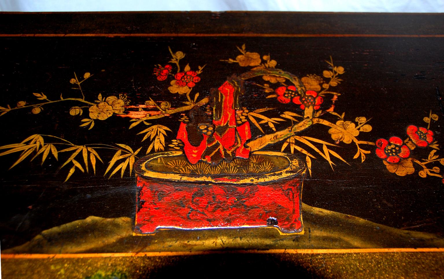 English 19th Century Black Lacquered Japanned Cabinet, Naturalistic Decoration In Good Condition In Wells, ME