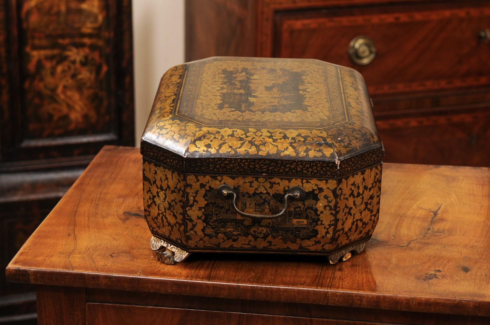 Chinese Export 19th Century Chinoiserie Black Lacquered Sewing Box For Sale 9