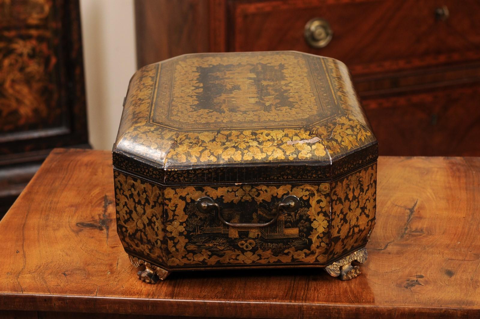 Chinese Export 19th Century Chinoiserie Black Lacquered Sewing Box For Sale 5
