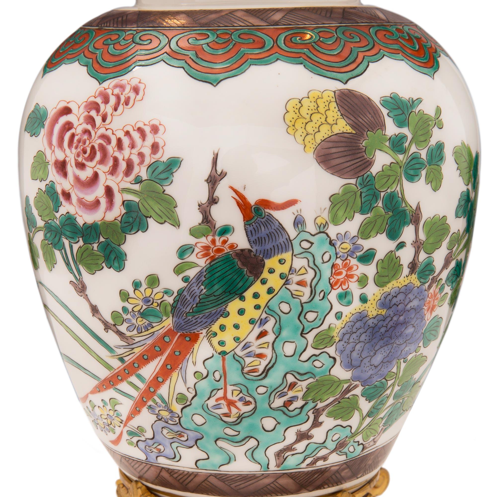 XIXe siècle Lampe d'exportation chinoise du 19ème siècle en porcelaine Famille Verte