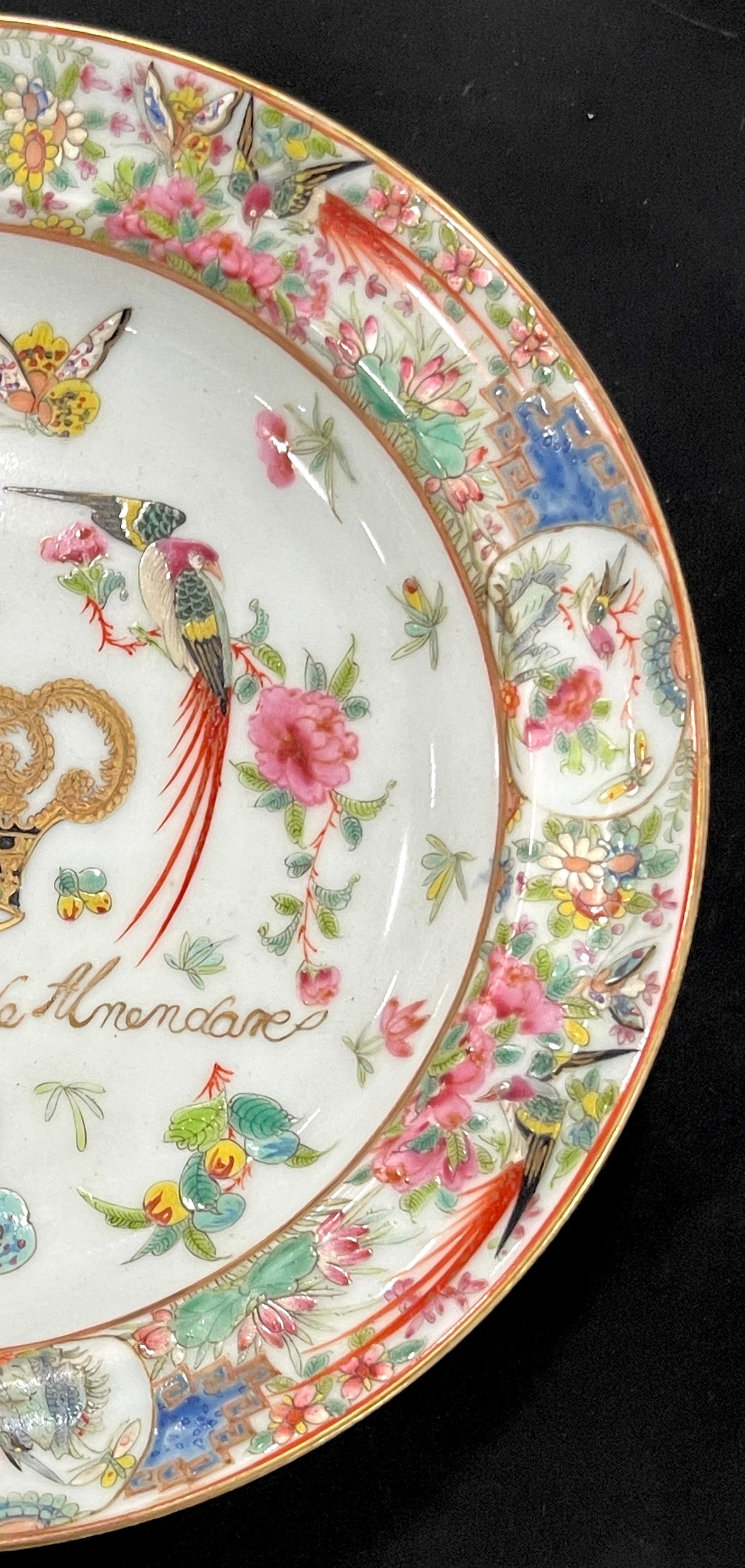 XIXe siècle Assiette à soupe armoriée d'exportation chinoise du service Marquis De Almendares, 1842 en vente