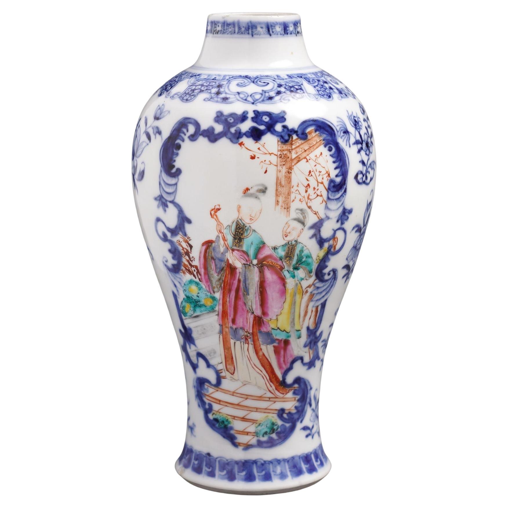 Chinese export baluster form garniture vase with figural scenes, c. 1780 For Sale