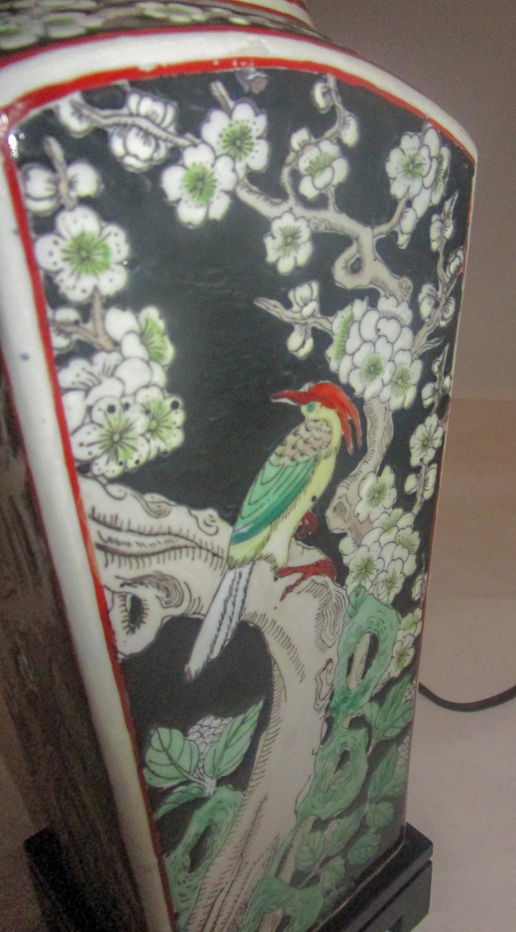 Chinese Export Black Ceramic Table Lamp with Floral and Bird Design For Sale 6