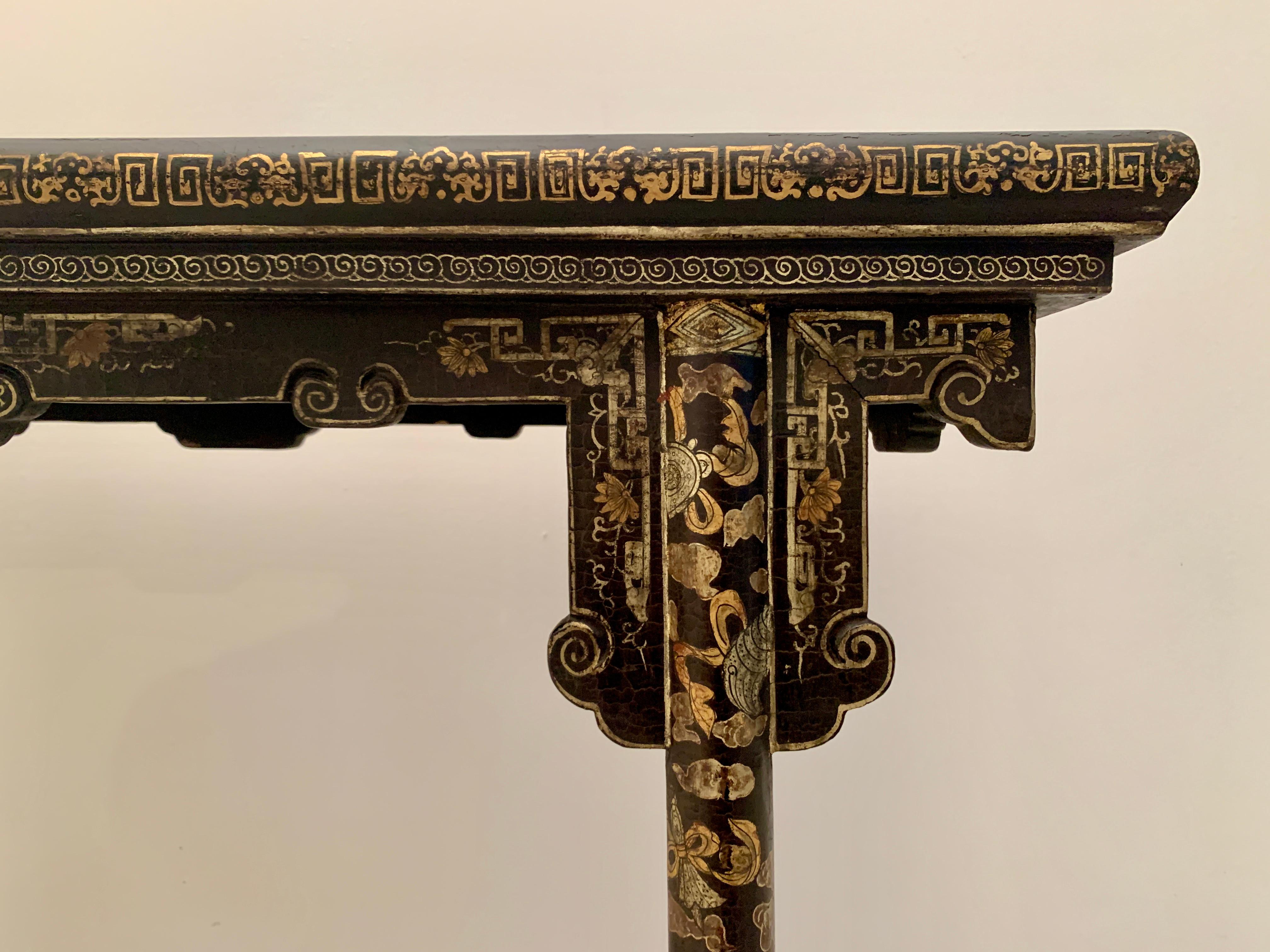 Chinese Export Black Lacquer and Gilt Console, Early 20th Century, China 10