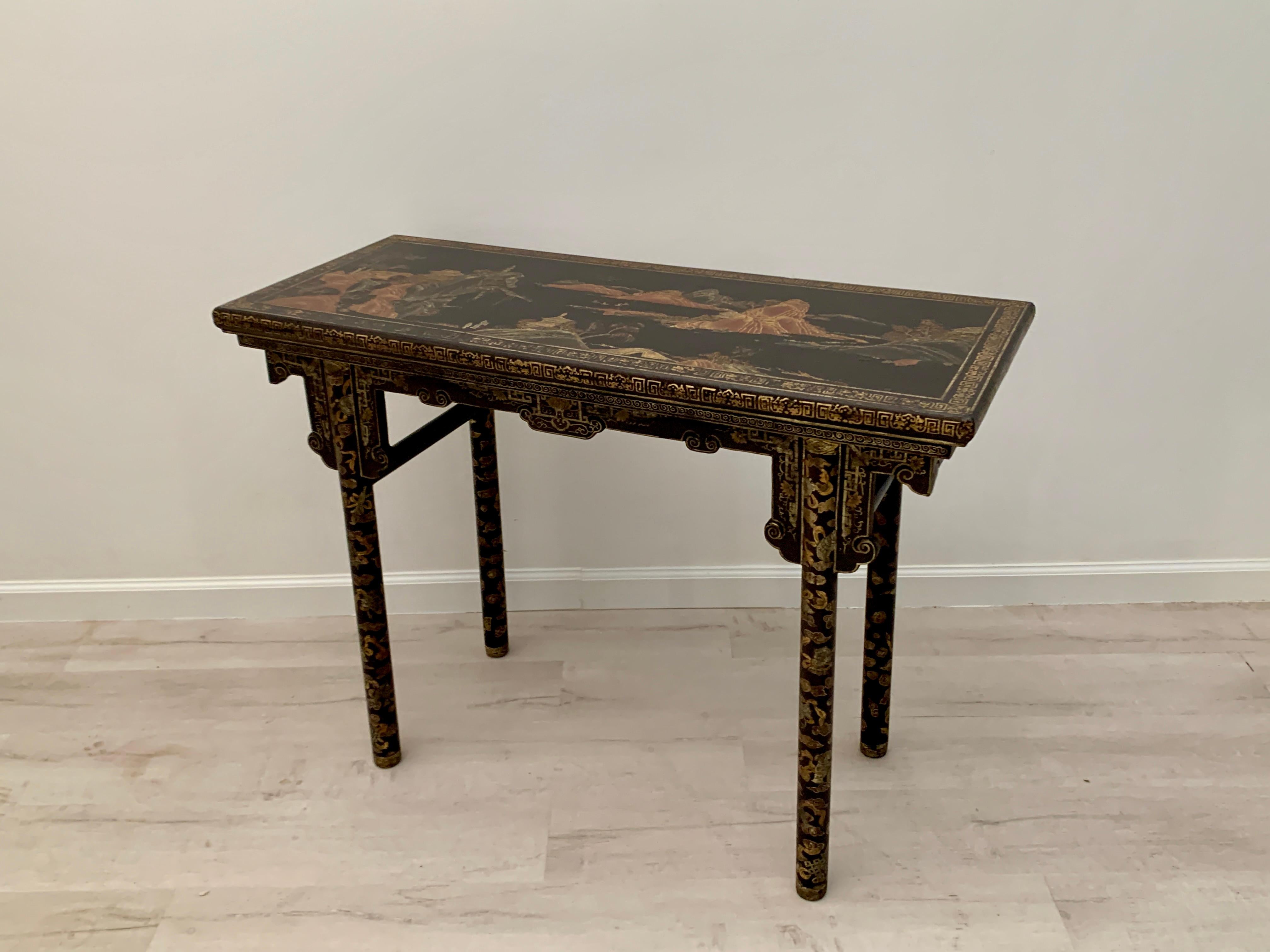 Chinese Export Black Lacquer and Gilt Console, Early 20th Century, China 3