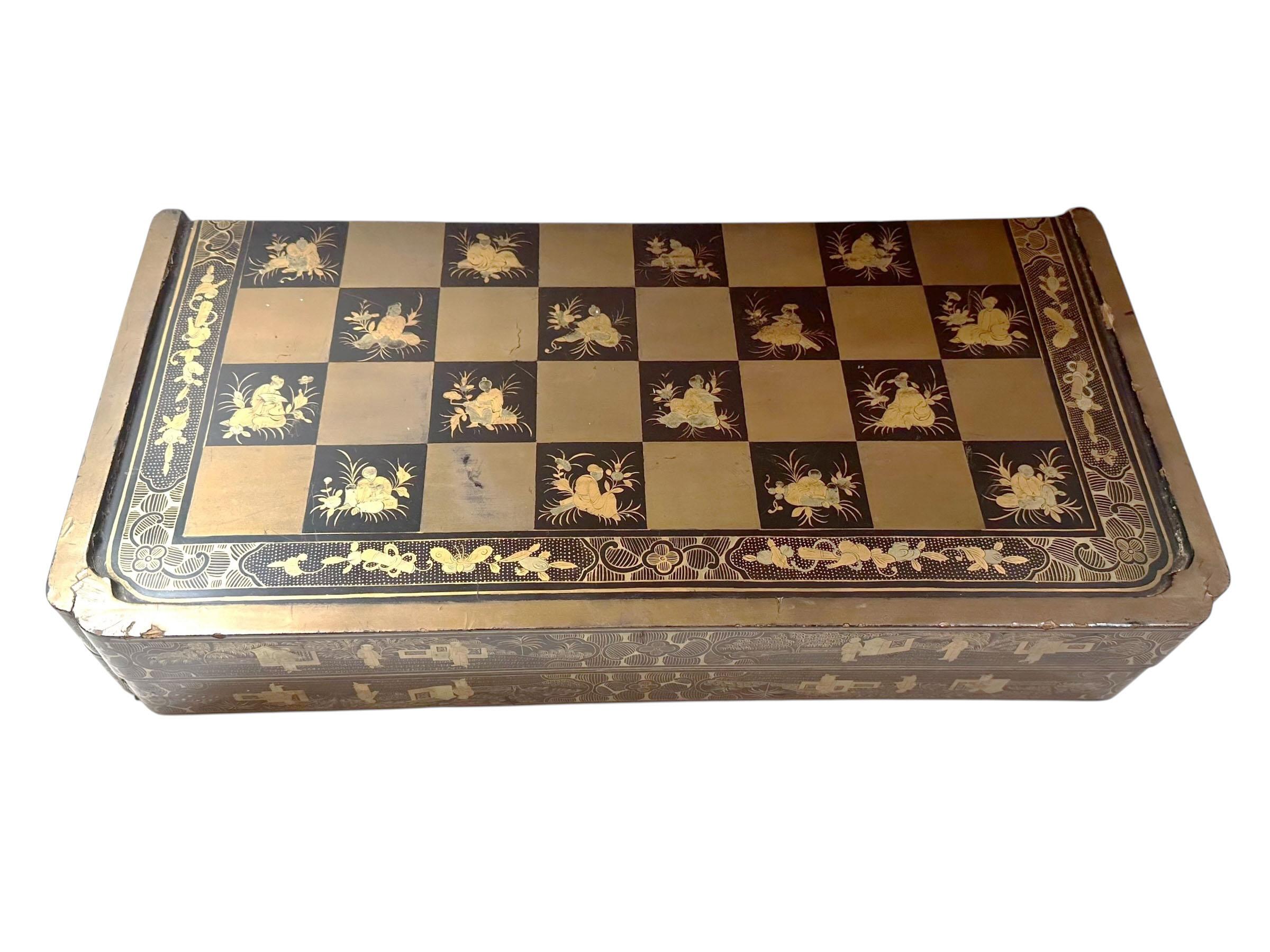 Caja plegable de ajedrez y backgammon de laca negra de exportación china Chino en venta