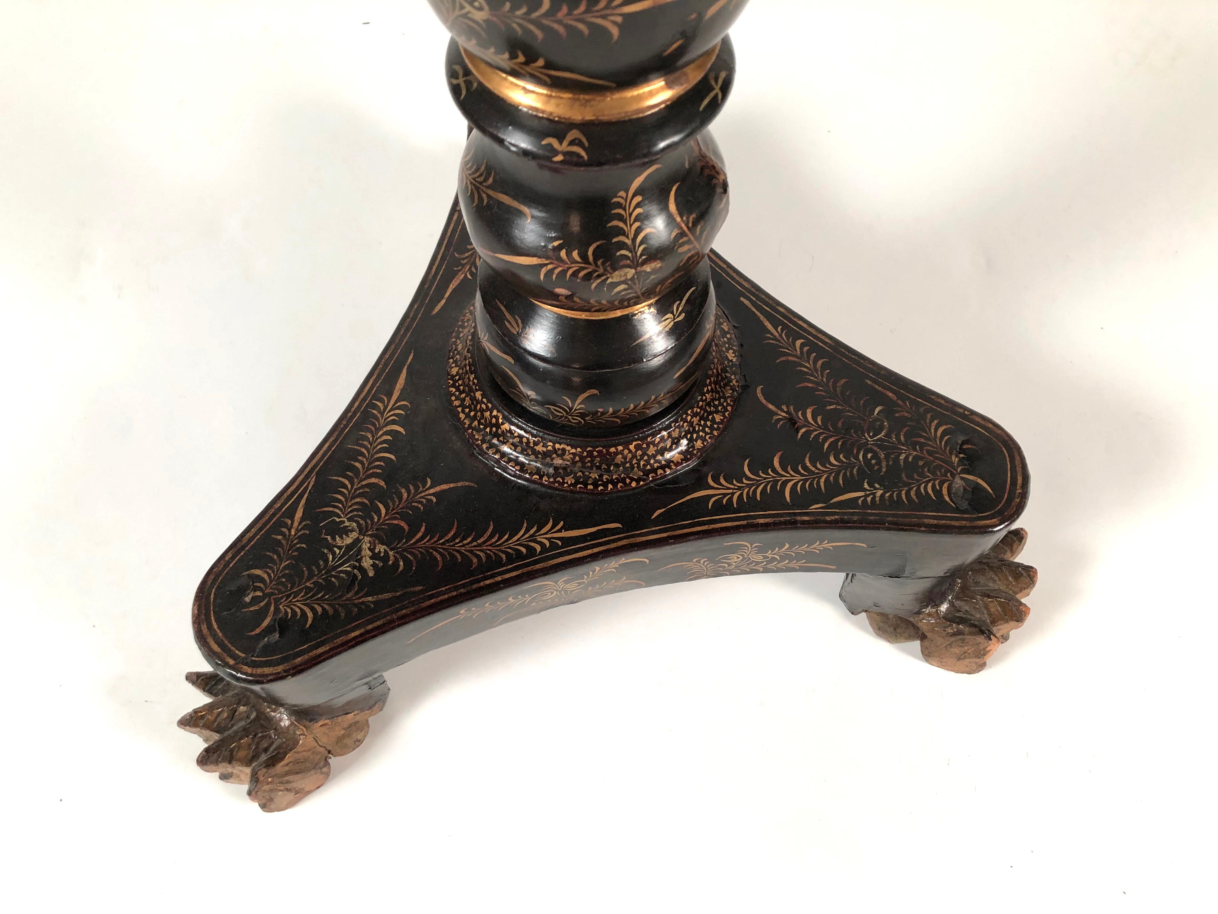 Chinese Export Black Lacquered and Penwork Gilt Games Table, circa 1810 3