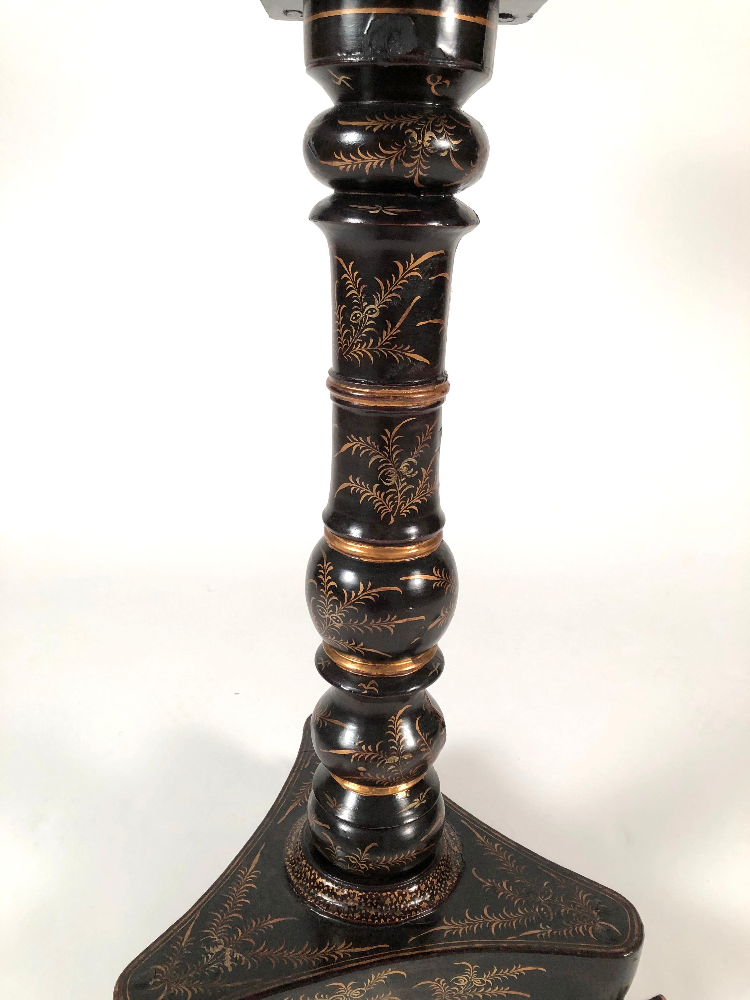 Chinese Export Black Lacquered and Penwork Gilt Games Table, circa 1810 2