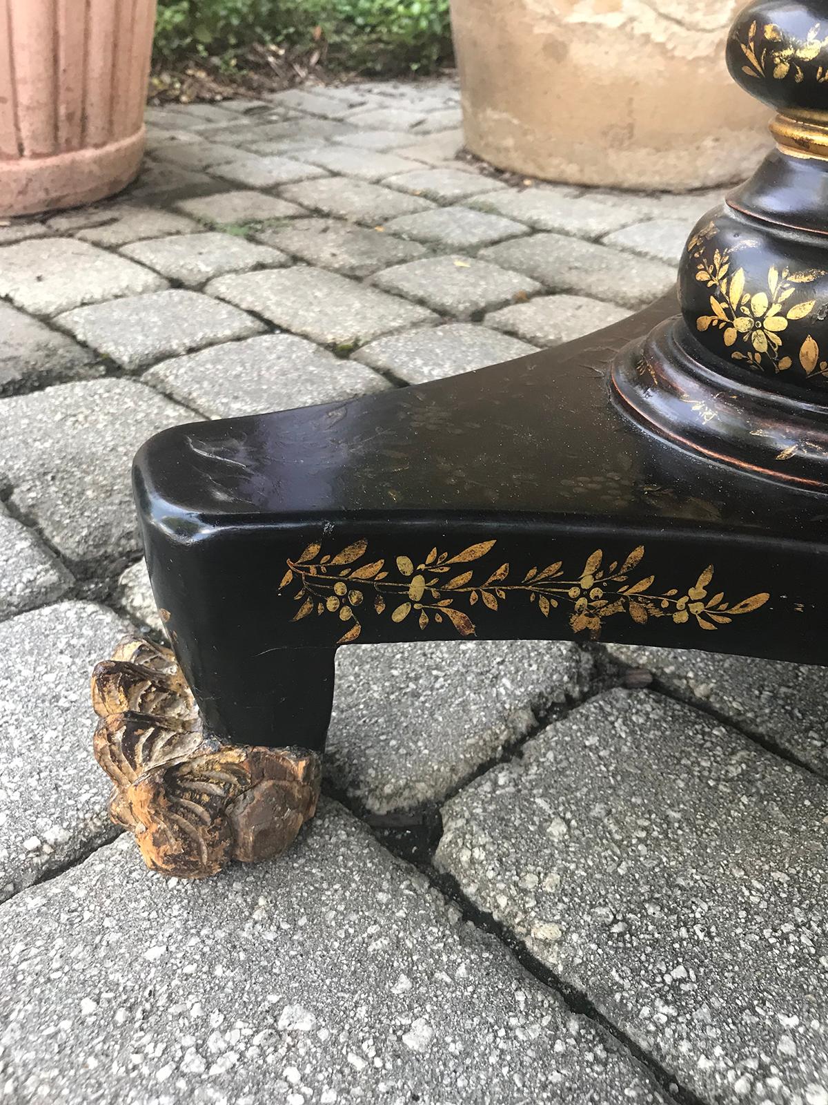 Chinese Export Black Lacquered Tilt Top Table, circa 1820s 8