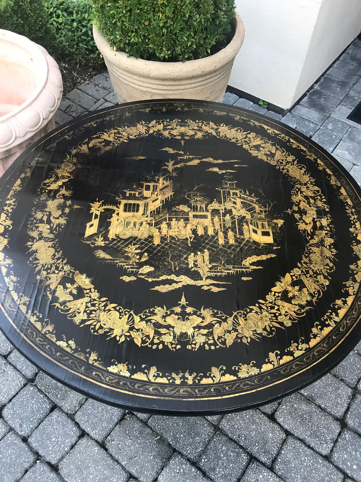 Chinese Export Black Lacquered Tilt Top Table, circa 1820s In Good Condition In Atlanta, GA