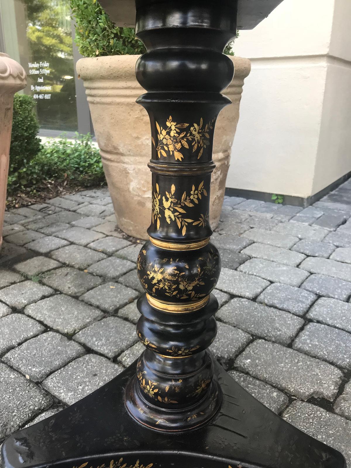Chinese Export Black Lacquered Tilt Top Table, circa 1820s 5