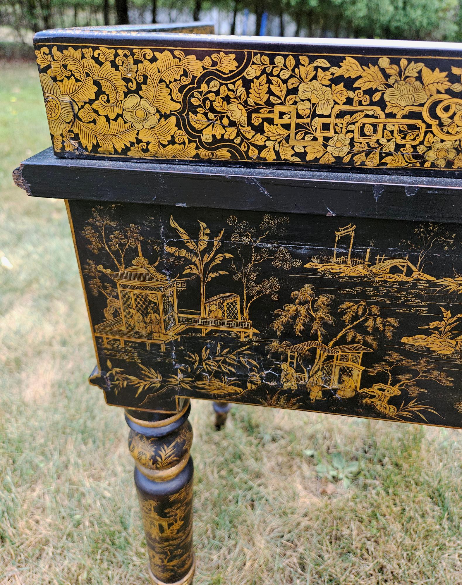 Chinese Export Black Lacquered Writing Table or Desk with Gilt Landscapes For Sale 3