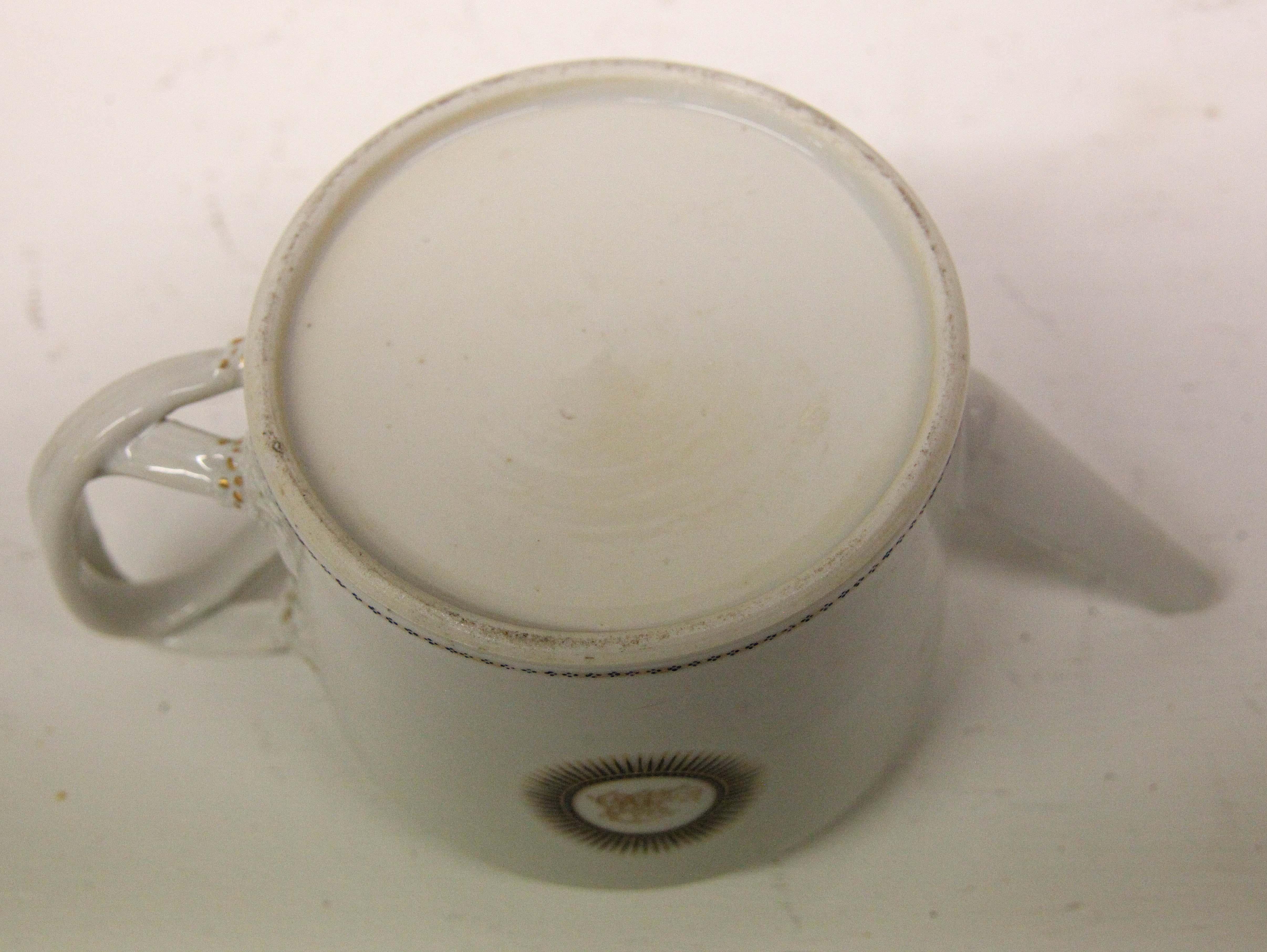 Chinese Export Blanc Porcelain Teapot In Good Condition For Sale In Wilson, NC